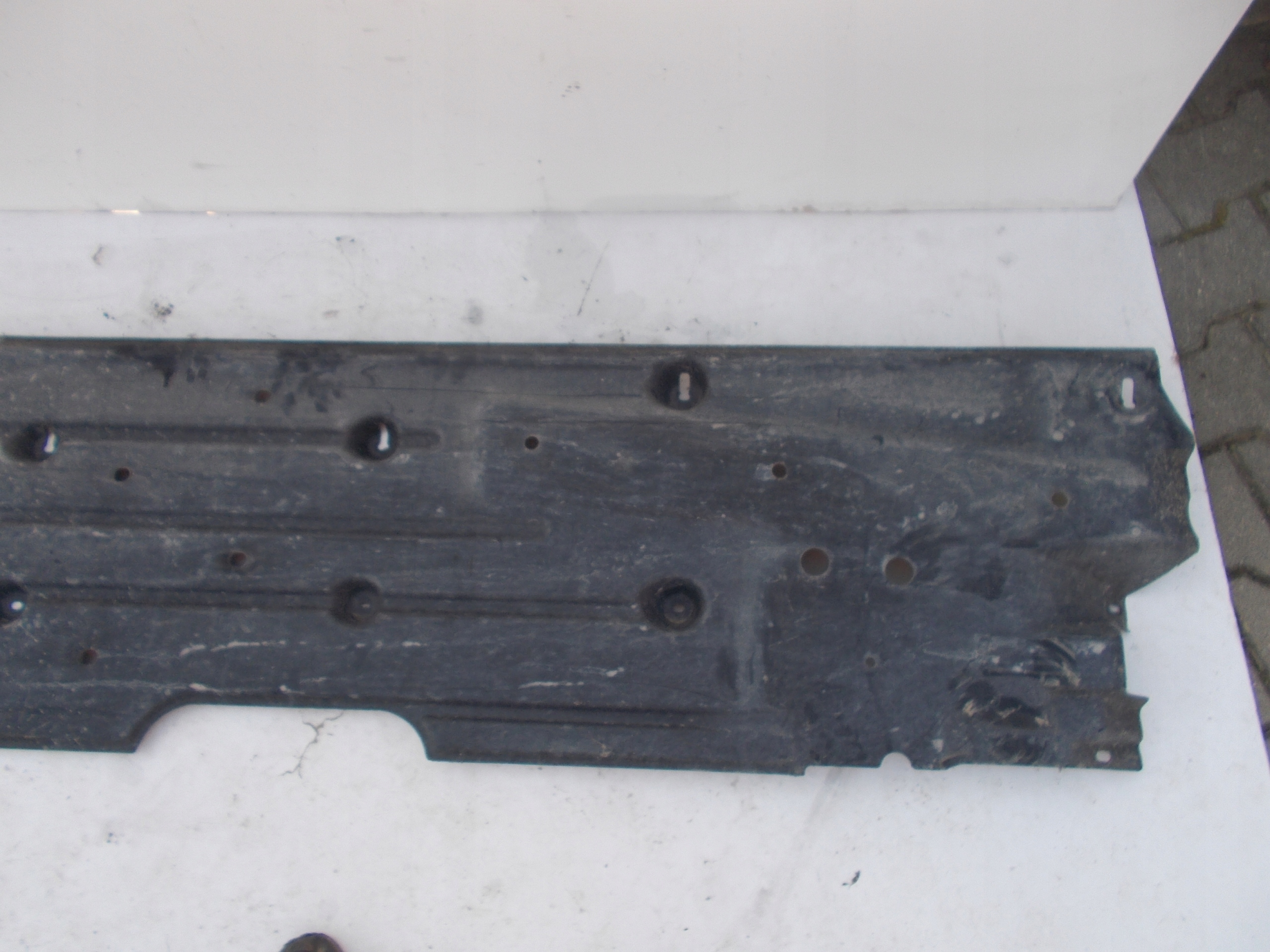 KRYT PODVOZKU – PRAVY MINI COOPER R56 2753164