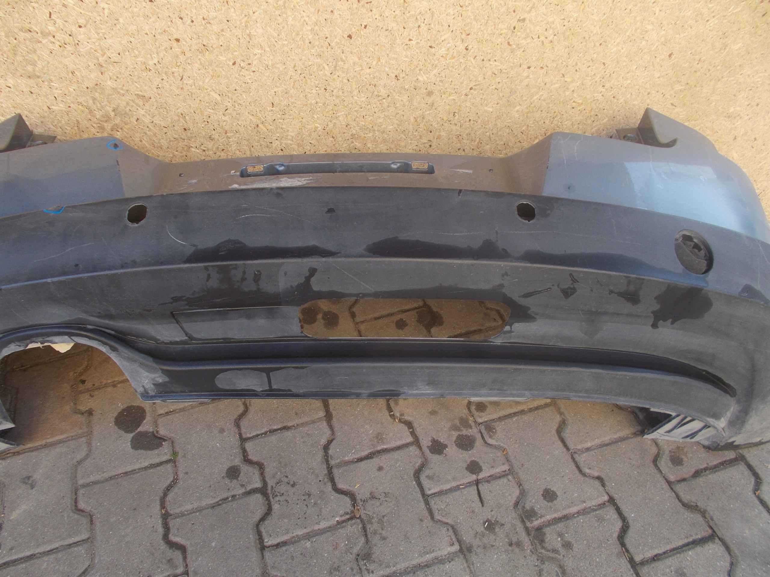 ZADNÝ NÁRAZNÍK VW Tiguan 5N0