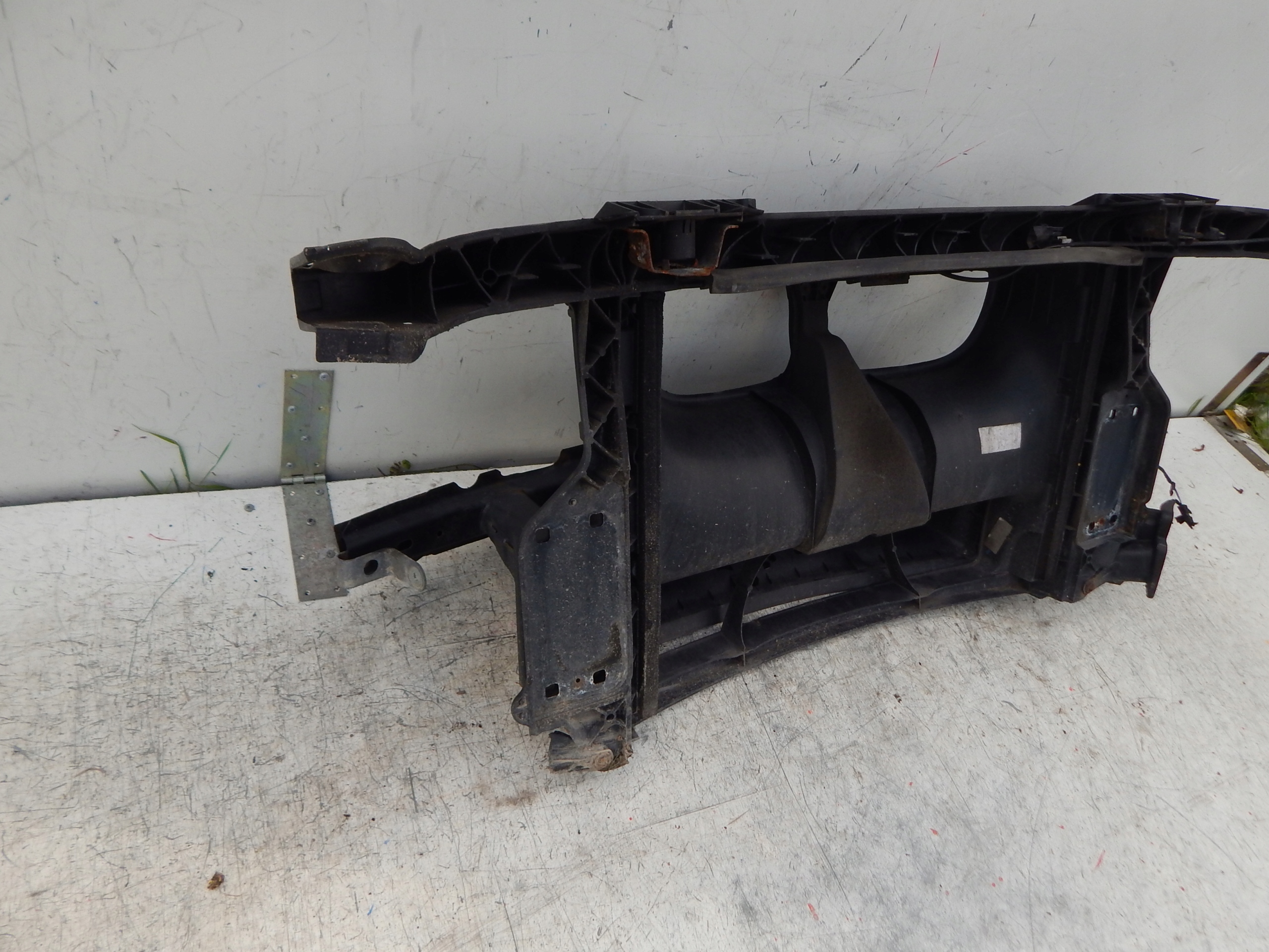 BMW 1 E81 E82 E87 PREDNE CELO