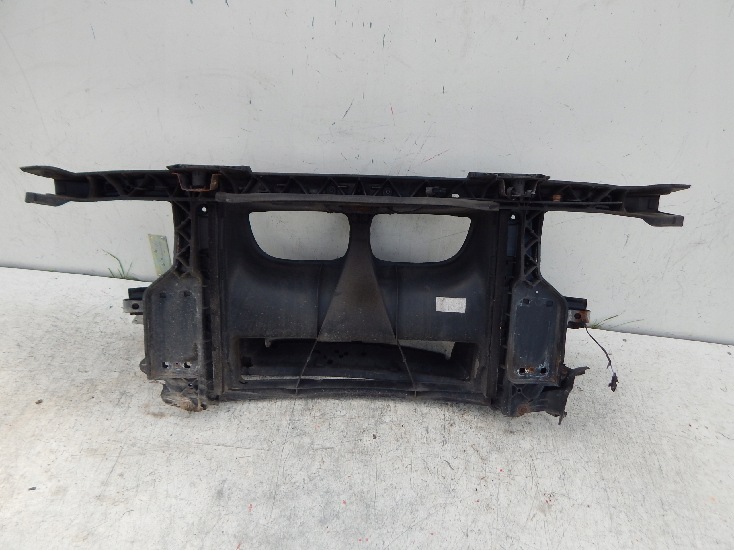 BMW 1 E81 E82 E87 PREDNE CELO