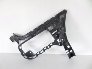 PRAVY ZADNY DRZIAK VW PASSAT CC LIFT 12- PRAVY ZADNY DRZIAK VW PASSAT CC LIFT 12-