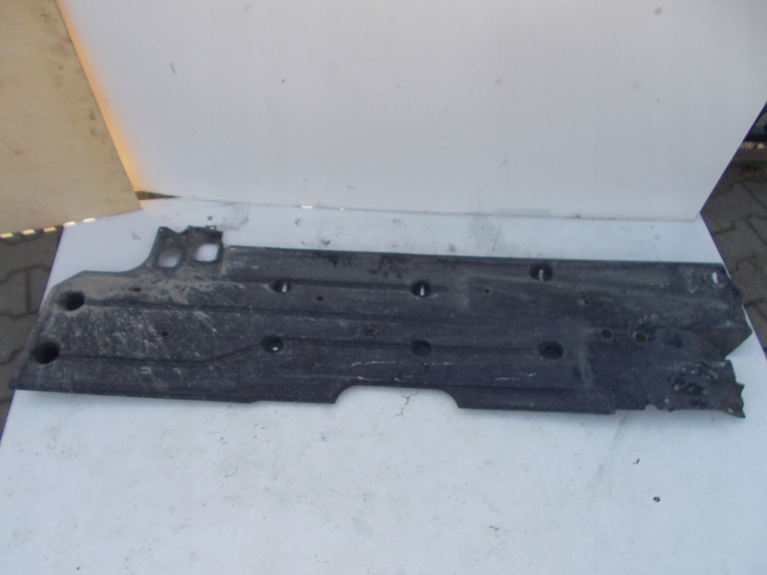 KRYT PODVOZKU – PRAVY MINI COOPER R56 2753164