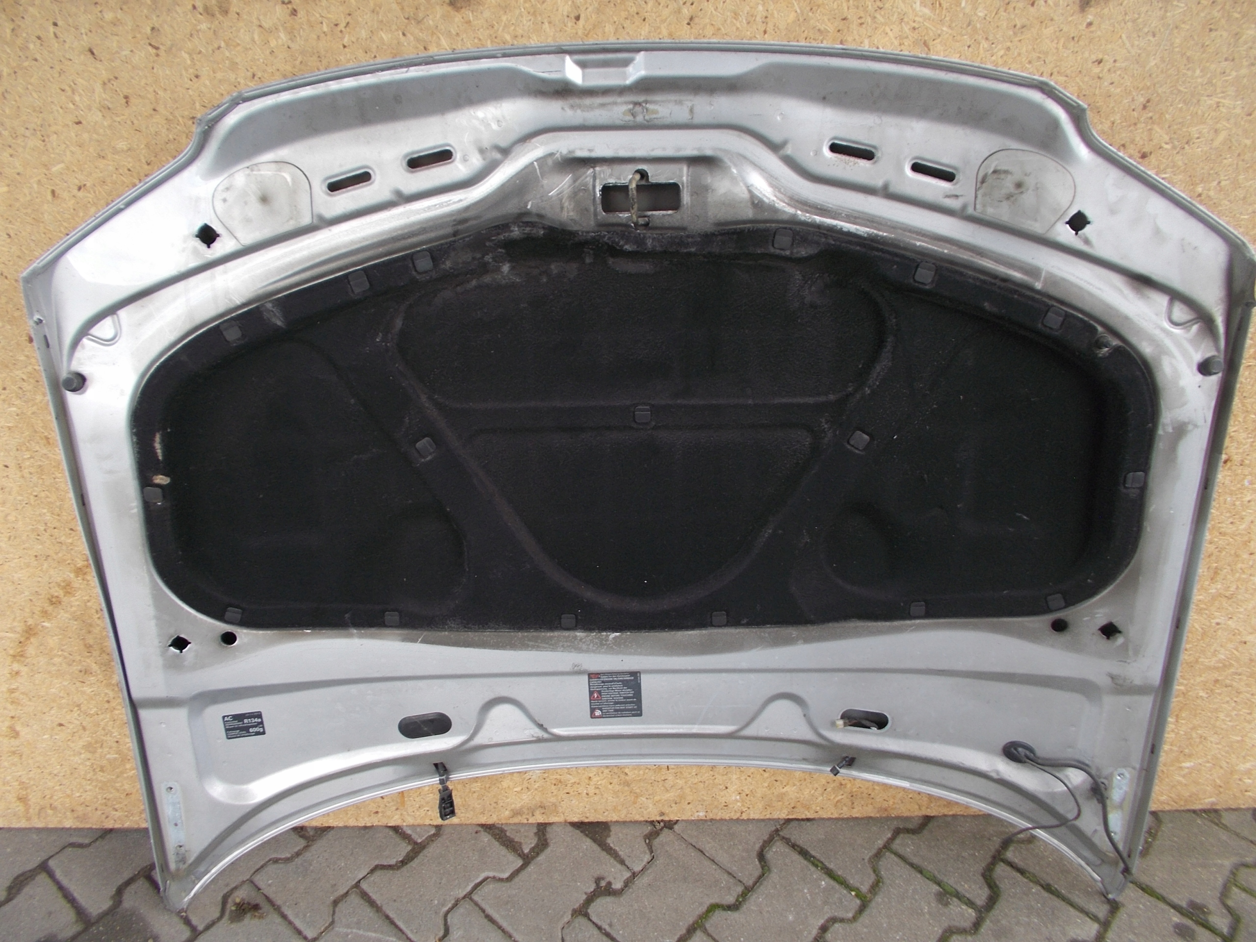 PREDNÁ KAPOTA Vw Passat B5 01-04