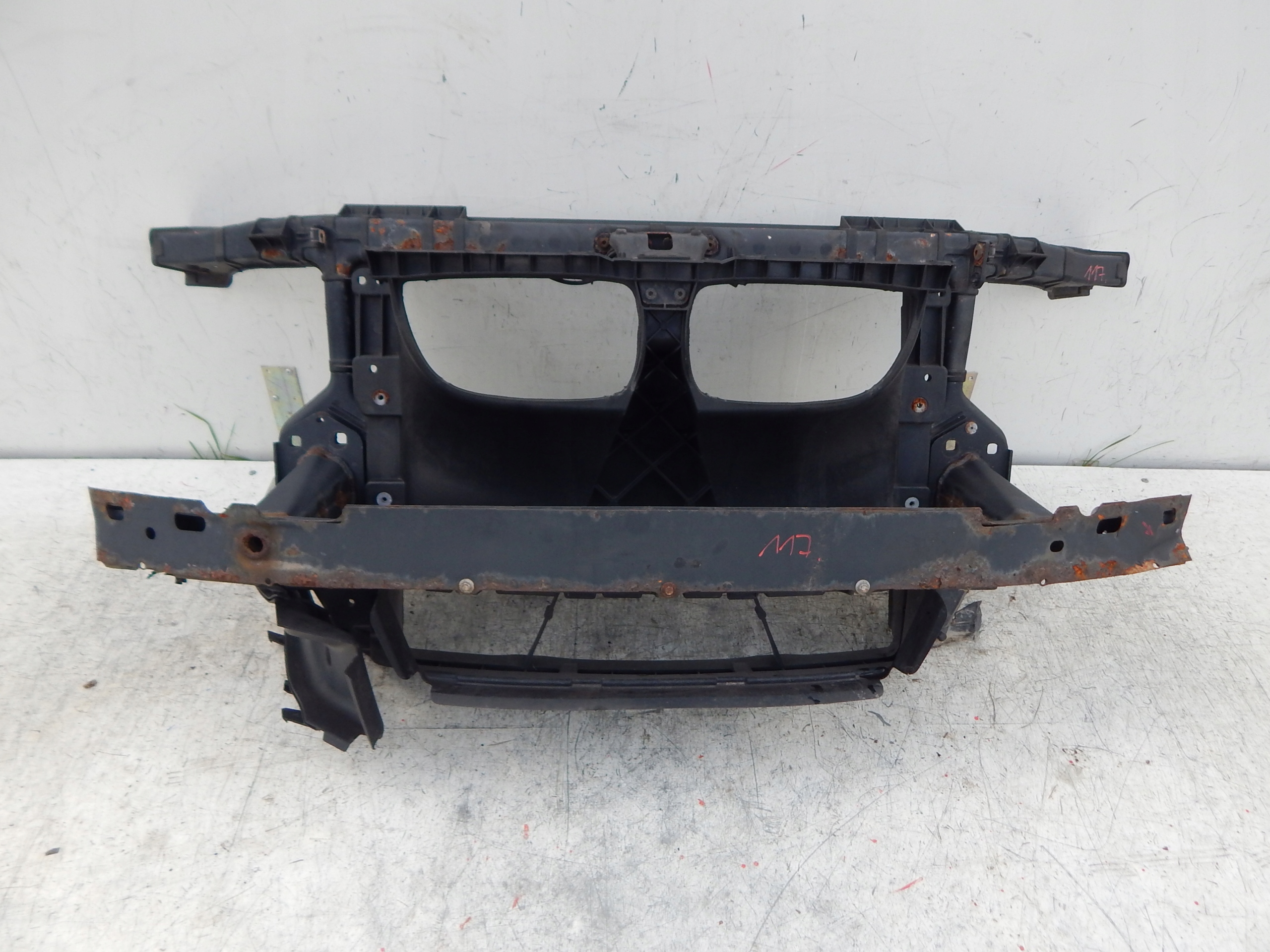 BMW 1 E81 E82 E87 PREDNE CELO