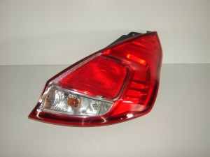 PRAVE ZADNE SVETLO FORD FIESTA MK7 LIFT 13- PRAVE ZADNE SVETLO FORD FIESTA MK7 LIFT 13-