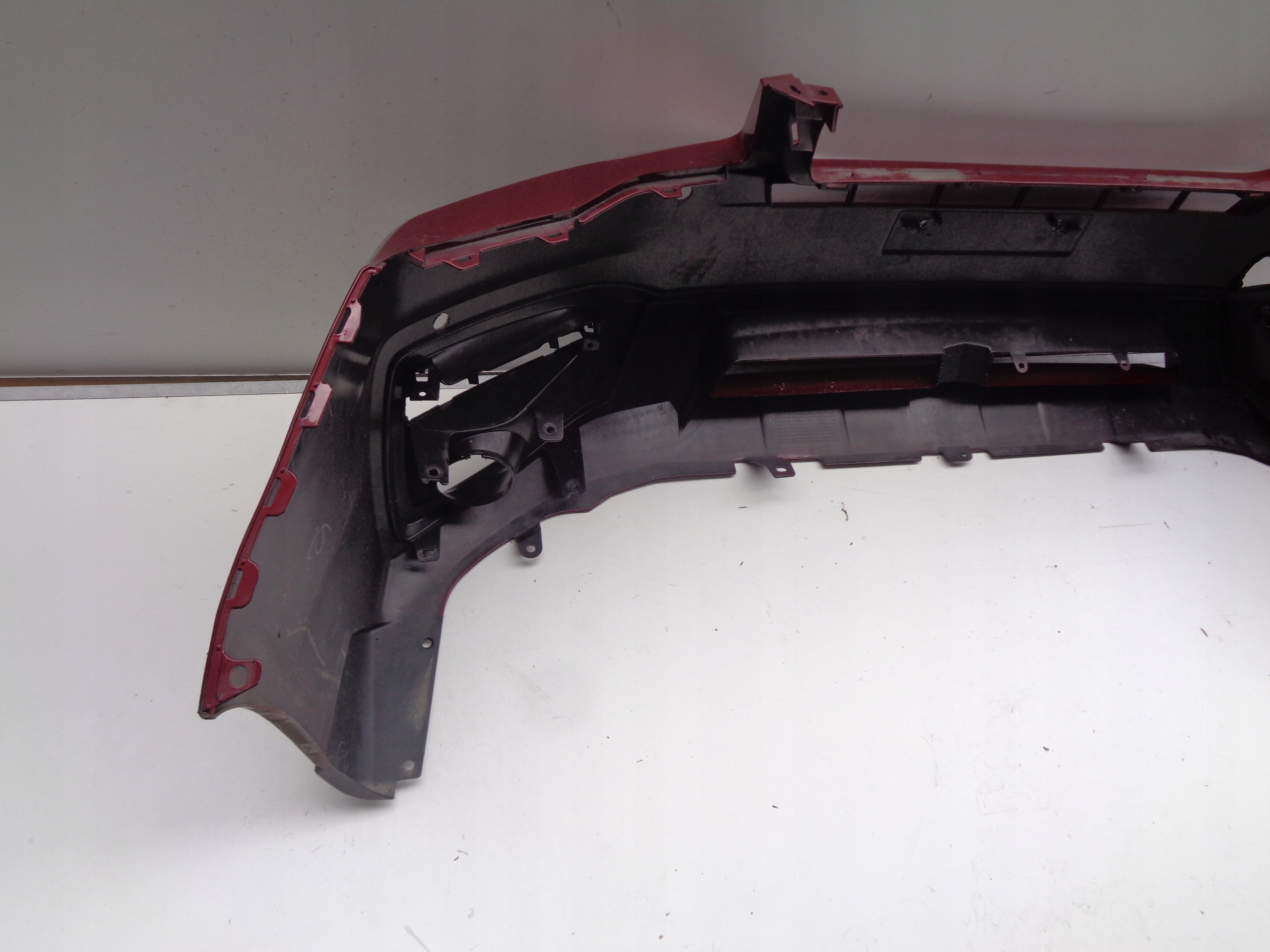 PREDNÝ NÁRAZNÍK SUBARU FORESTER 14- LIFT NR 20132