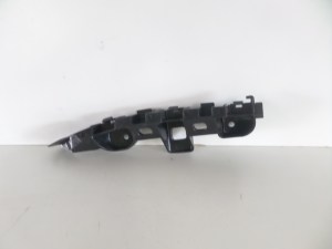PRAVY PREDNY DRZIAK VW PASSAT B7 10-15 PRAVY PREDNY DRZIAK VW PASSAT B7 10-15