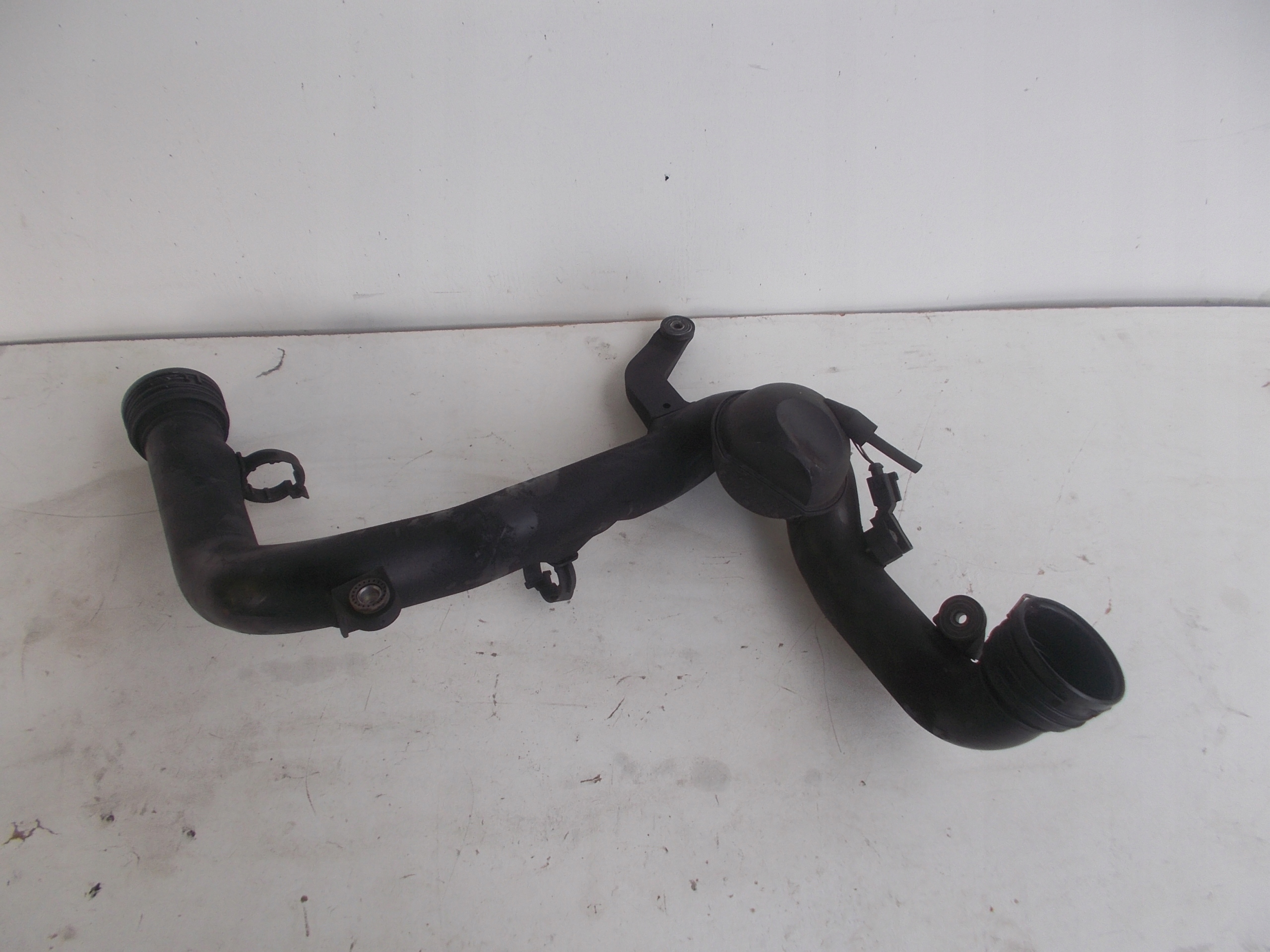 VZDUCHOVA HADICA VW AUDI 1.9TDI 1K0145770B