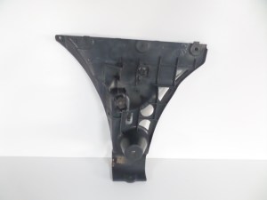 PRAVY ZADNY DRZIAK BMW 5 E60 03-07 SDN PRAVY ZADNY DRZIAK BMW 5 E60 03-07 SDN