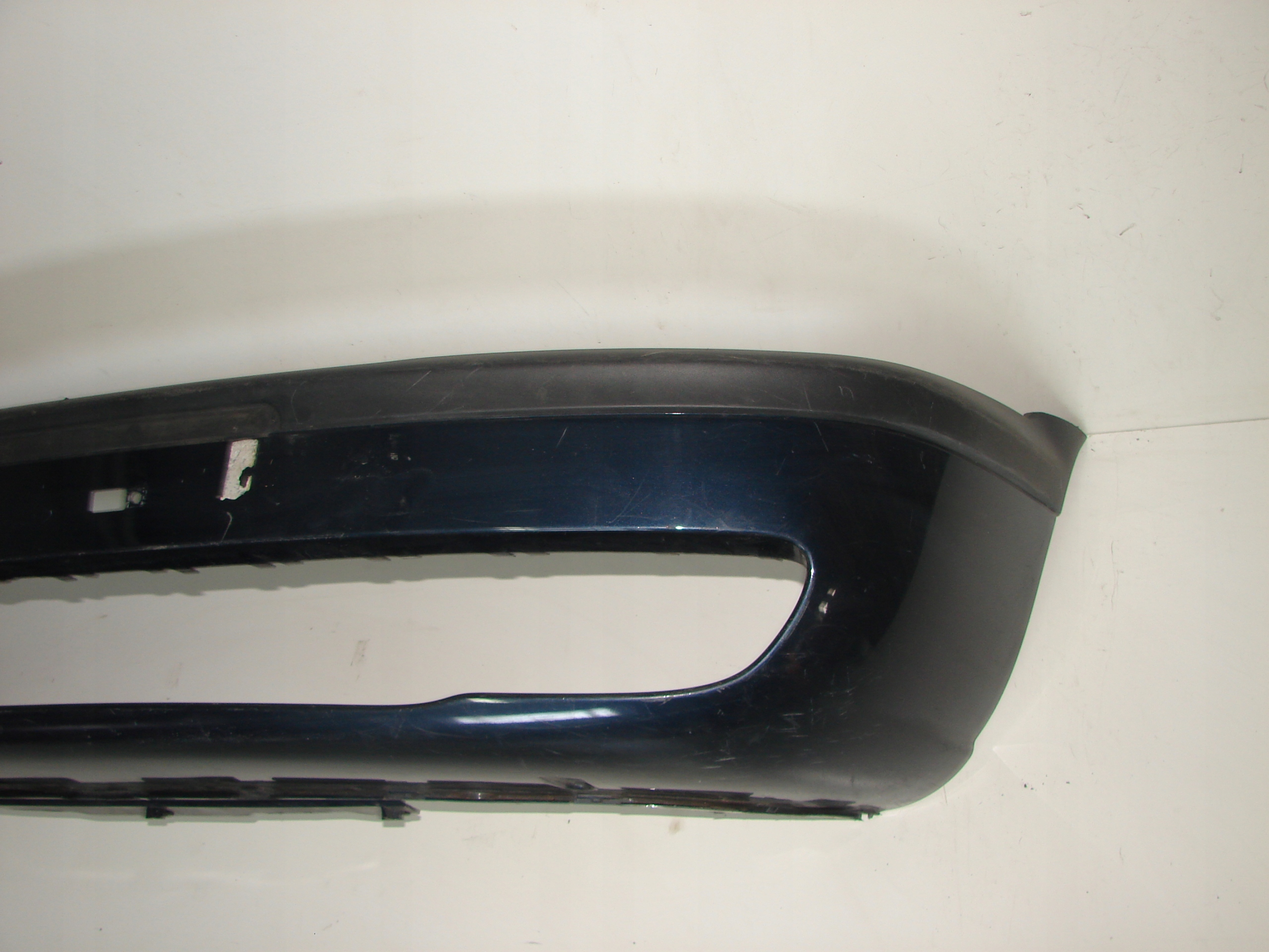 PREDNÝ NÁRAZNÍK OPEL ZAFIRA A 98-05