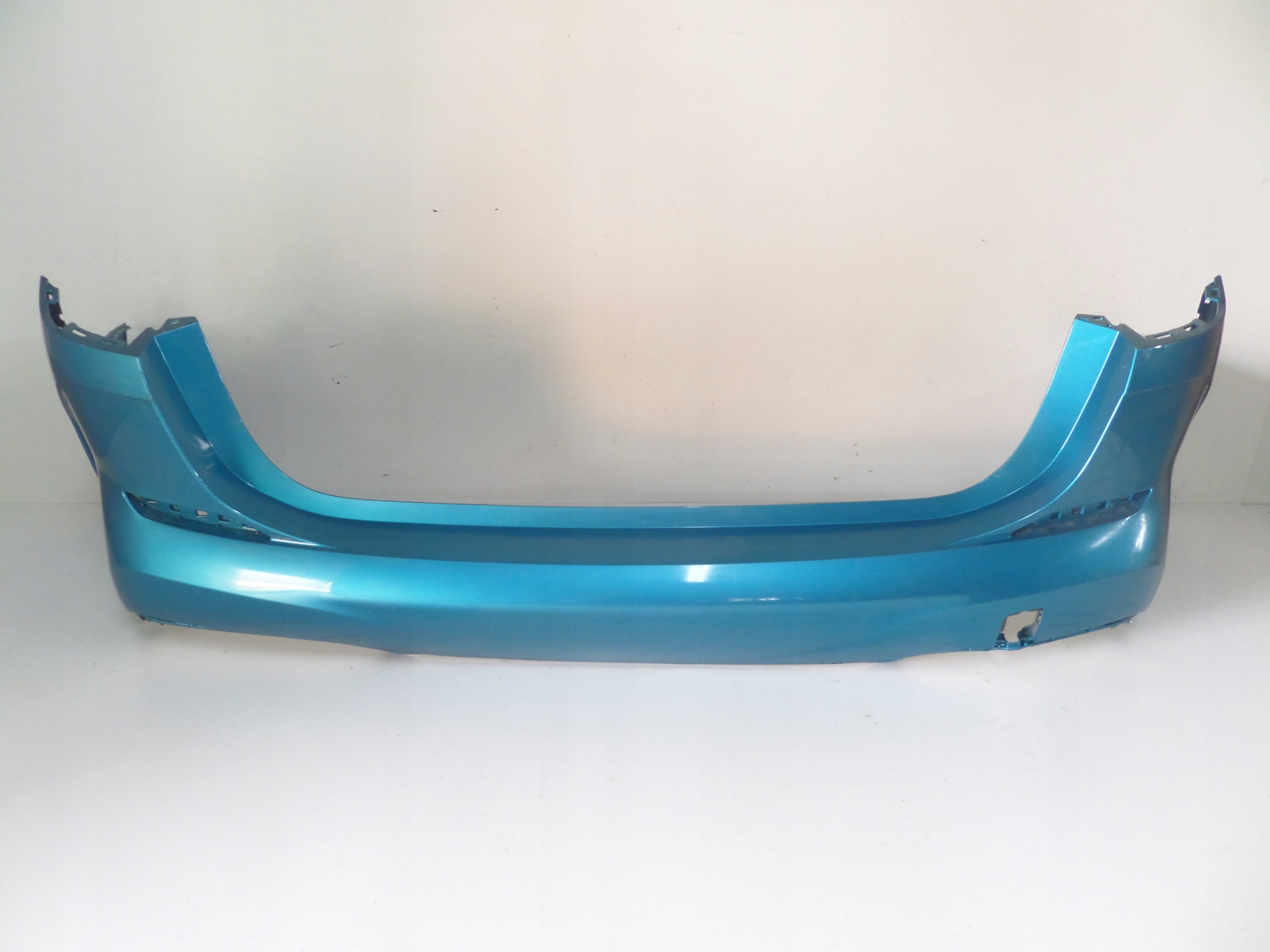 ZADNÝ NÁRAZNÍK BMW 2 F44 19- M-PAKET