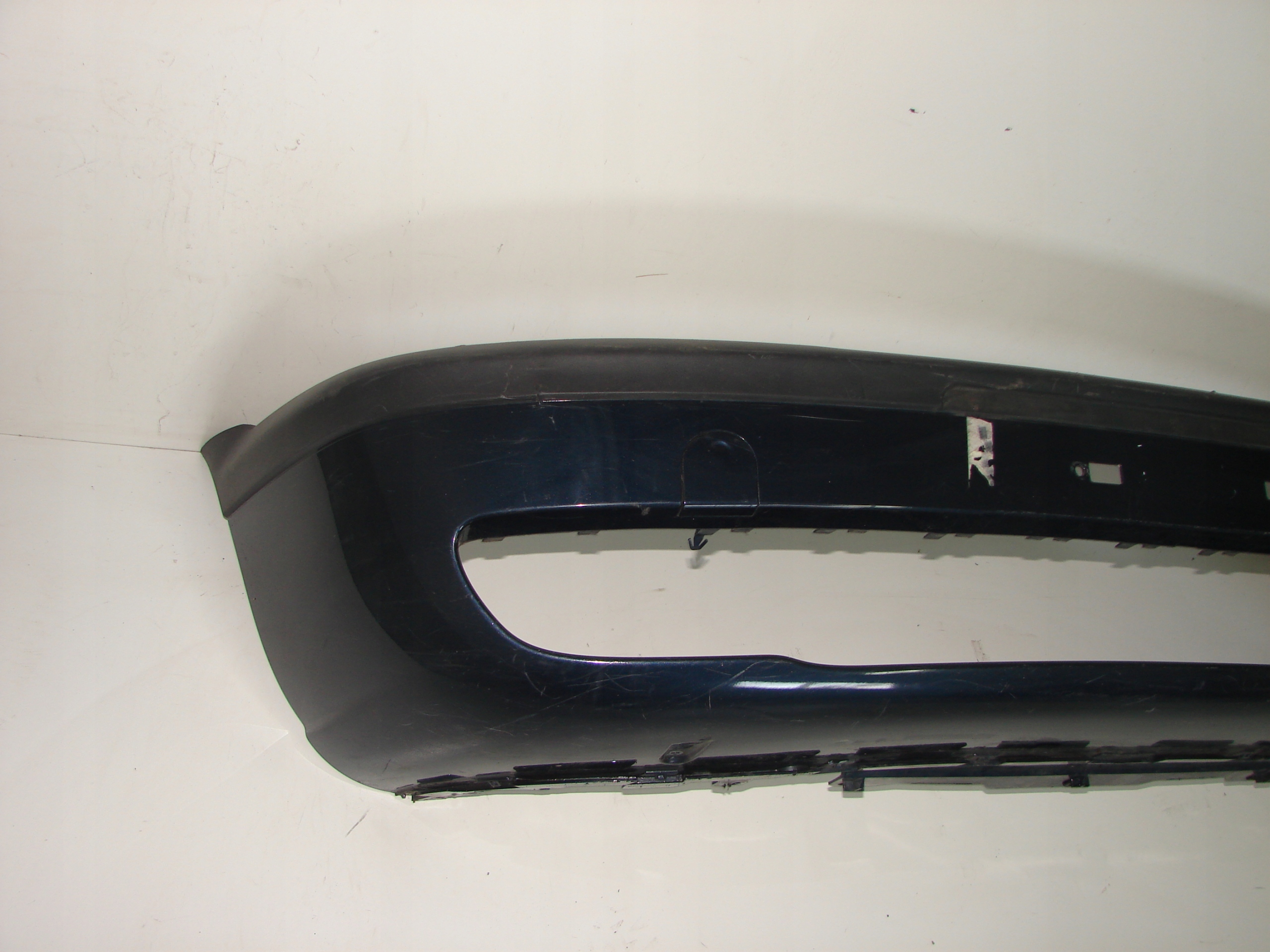 PREDNÝ NÁRAZNÍK OPEL ZAFIRA A 98-05