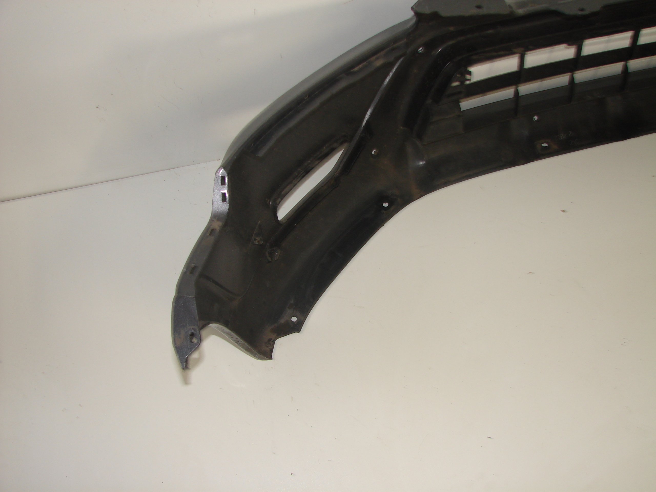 PREDNÝ NÁRAZNÍK HONDA CRV 02-05