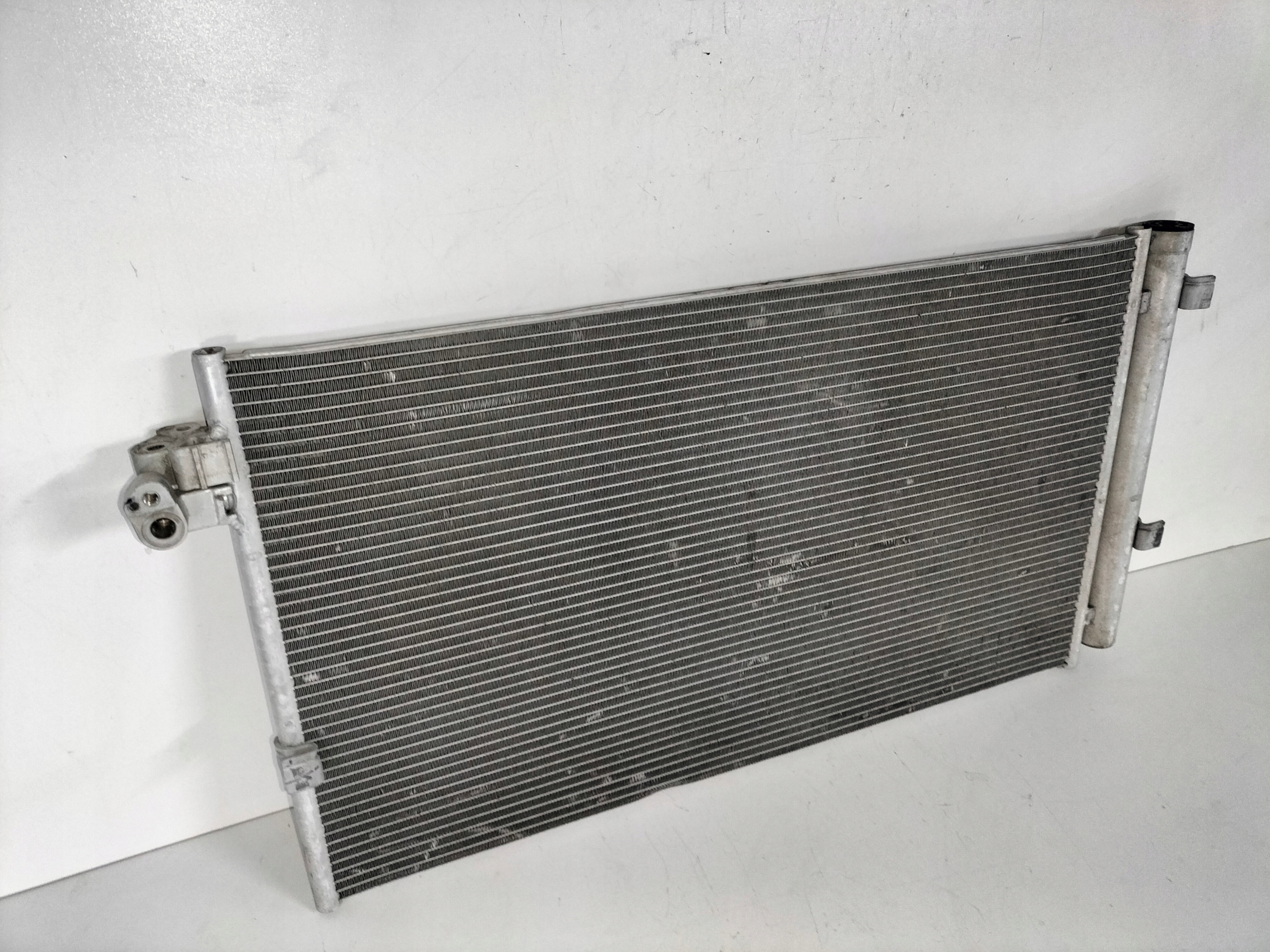 CHLADIC KONDENZATOR KLIMATIZACIE BMW 5 G30 G31 17- BMW 7 G11 G12 15- DIESEL