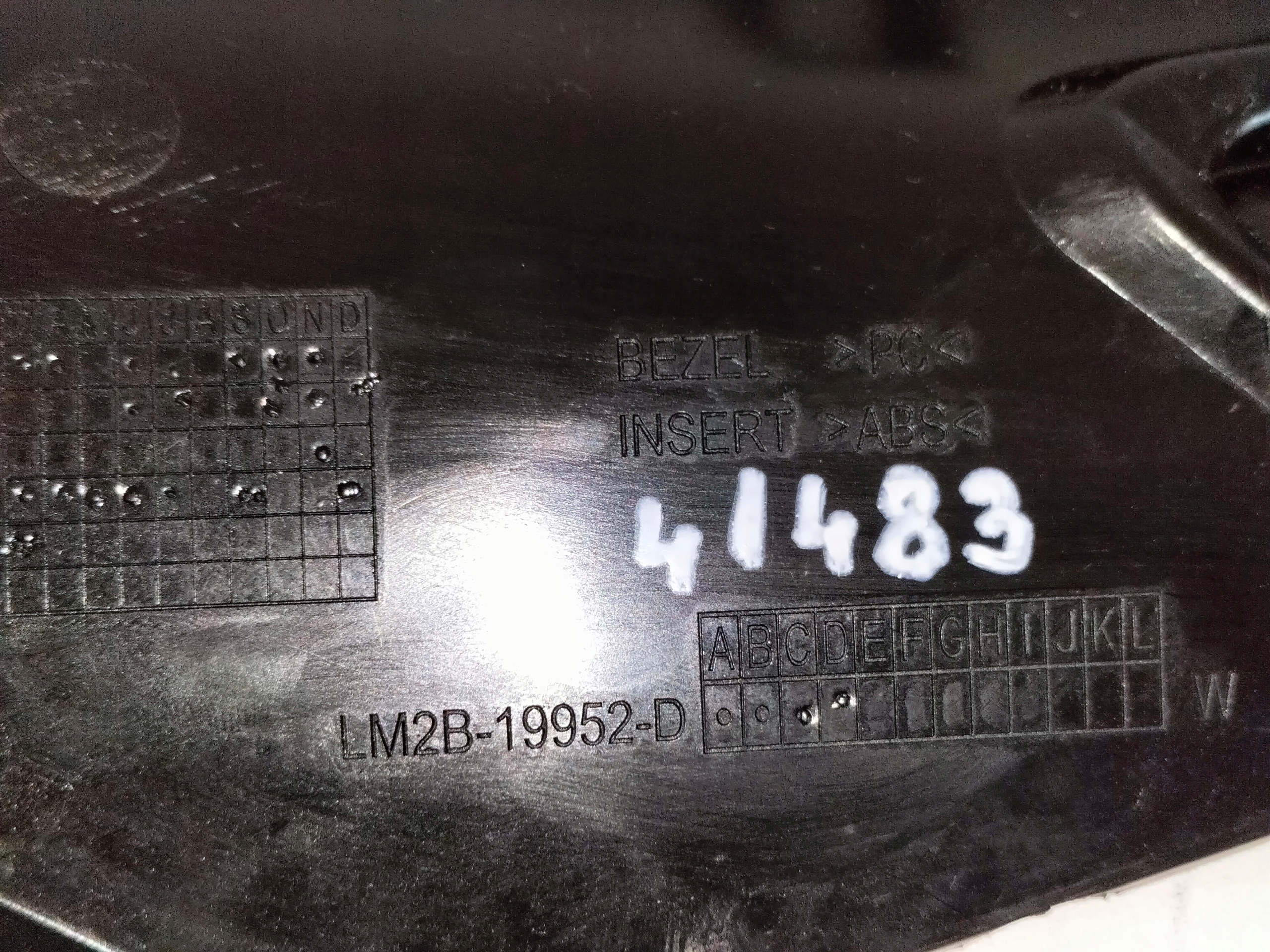 KRYTKA MRIEZKA PREDNEHO NARAZNIKA PRAVA FORD S-MAX SMAX MK2 LIFT 19- ST-LINE