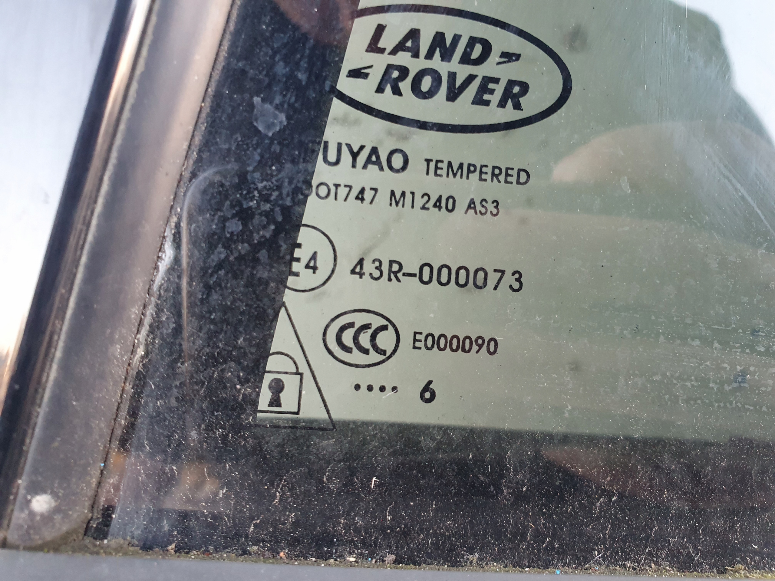 LAND ROVER DISCOVERY SPORT LAVE ZADNE DVERE