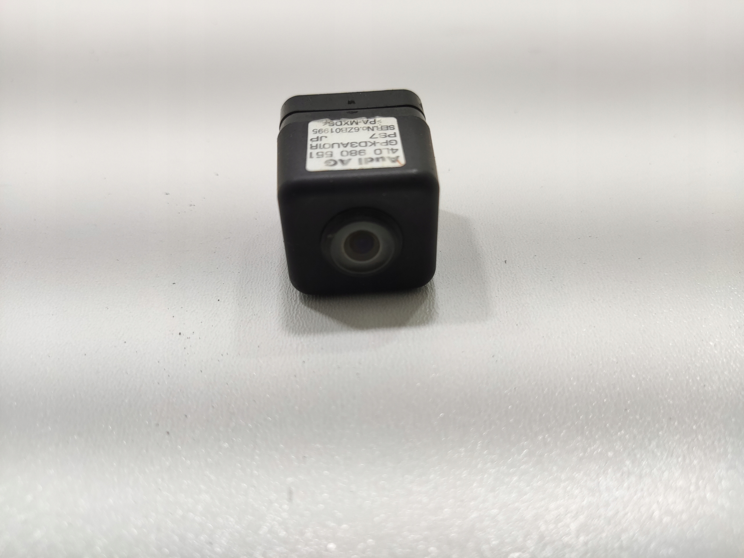 KAMERA KAPOTY KUFRA ZADNA ZADNA AUDI Q7 I 4L 4L0980551 2005-2009