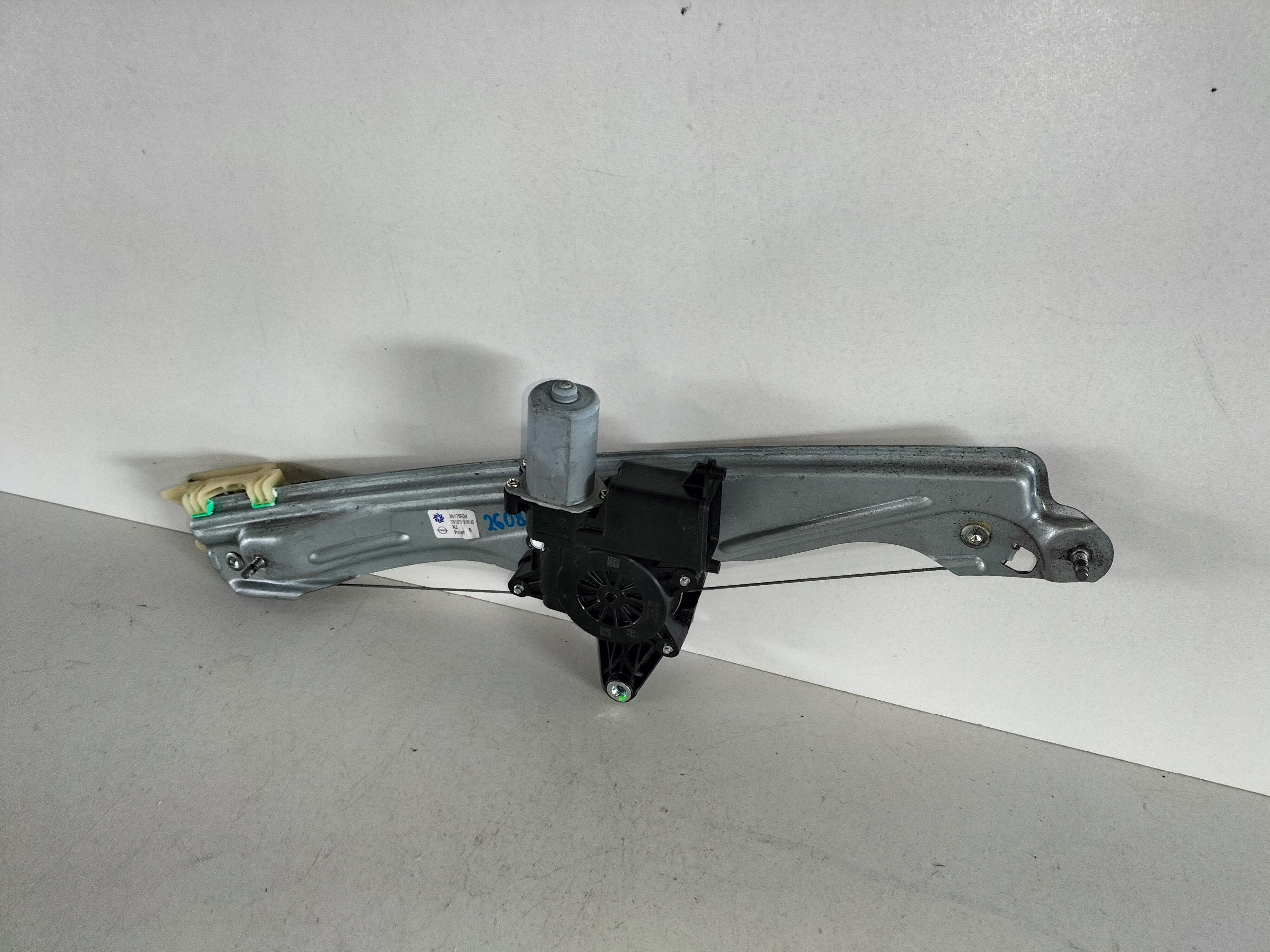PRAVE ZADNE STAHOVANIE OKNA OPEL INSIGNIA B 17-