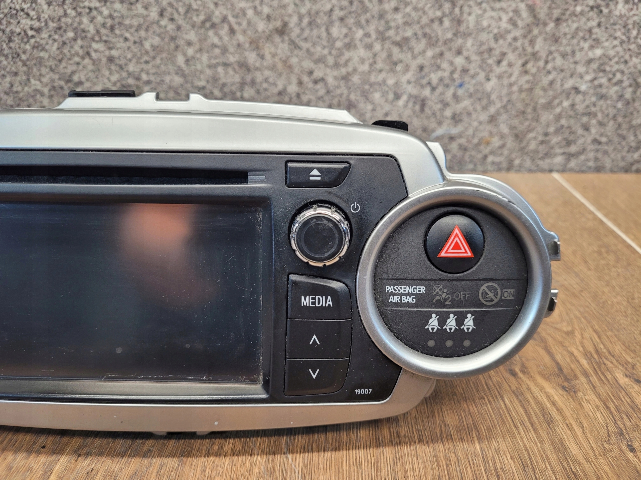 RADIO TOYOTA YARIS III 86140-0D020