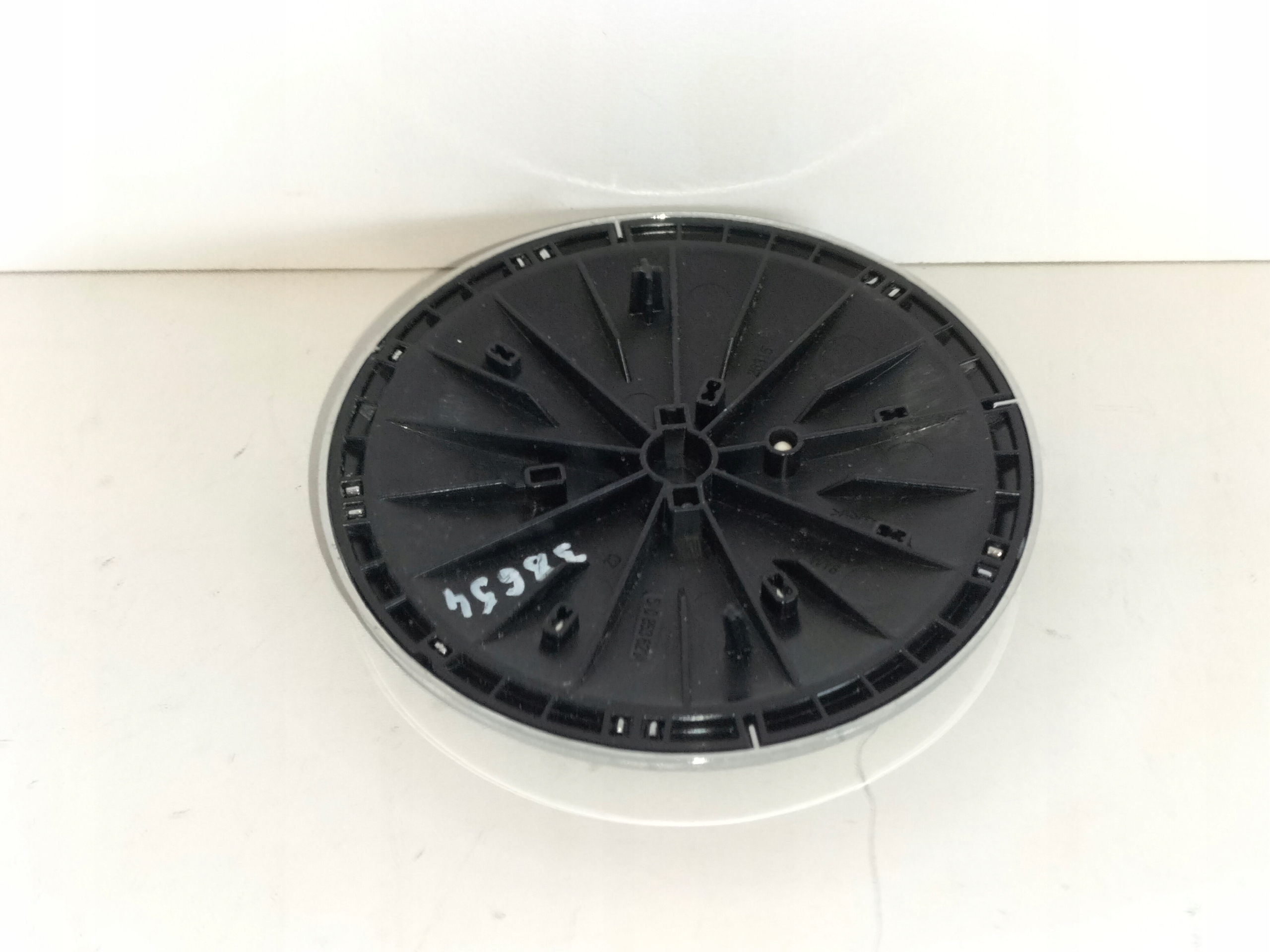 ZNAK EMBLEM logo ZADNEJ KAPOTY SKODA YETI 09-
