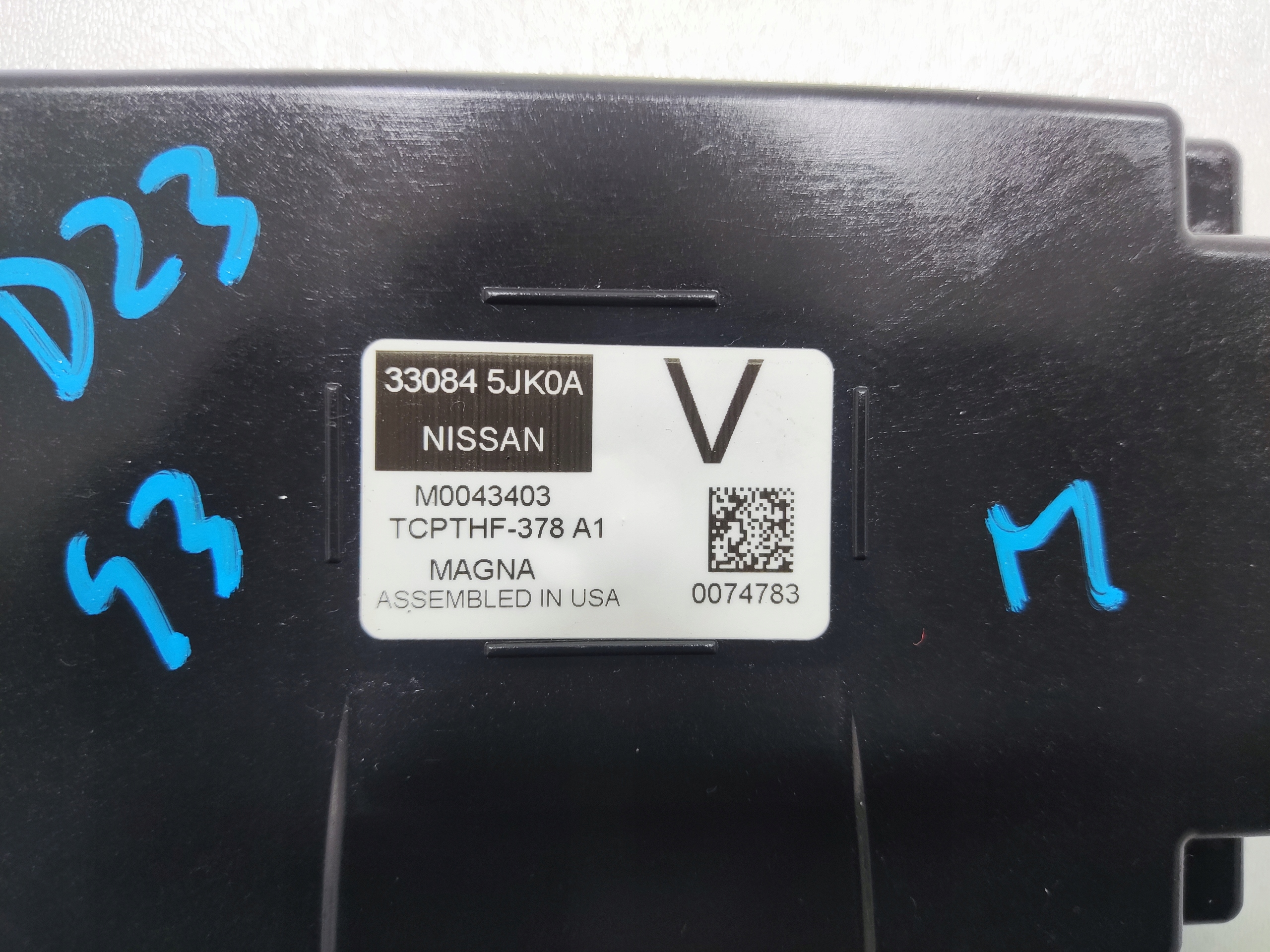 MODUL RIADIACA JEDNOTKA ASSE NISSAN NAVARA IV D23 NP300 330845JK0A 2015-2022