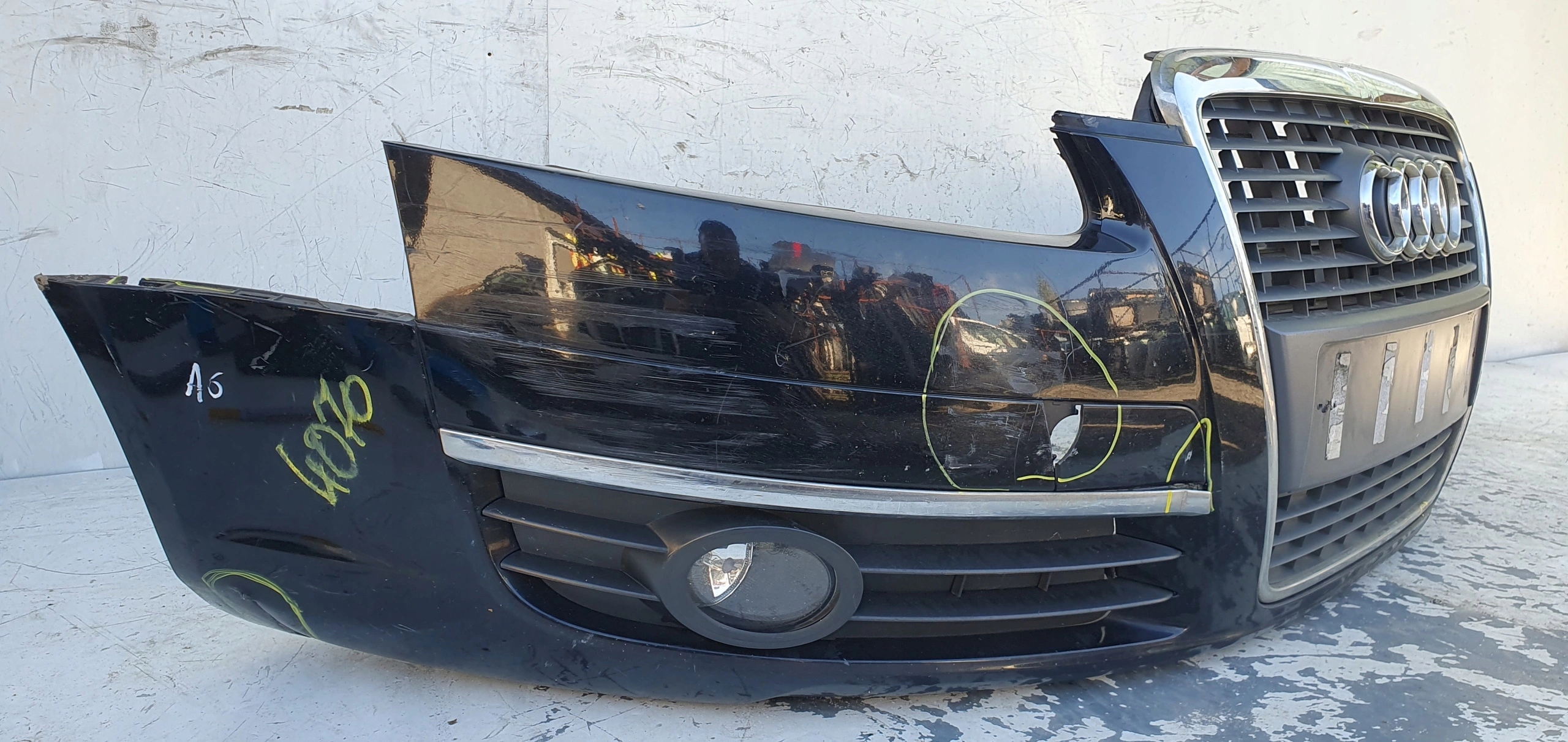 AUDI A6 C6 PREDNÝ NÁRAZNÍK