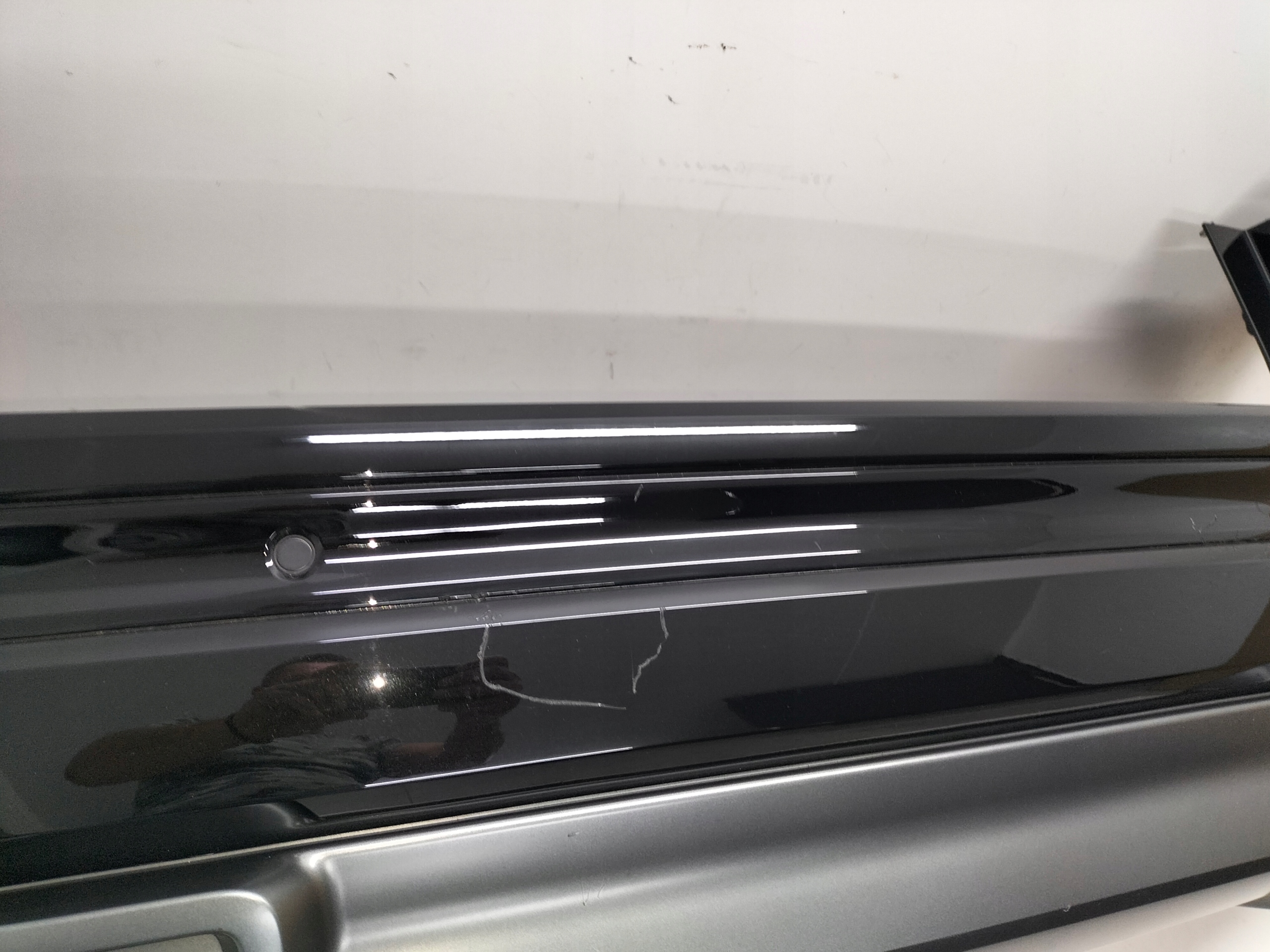 ZADNÝ NÁRAZNÍK AUDI Q6 85H E-TRON 24-
