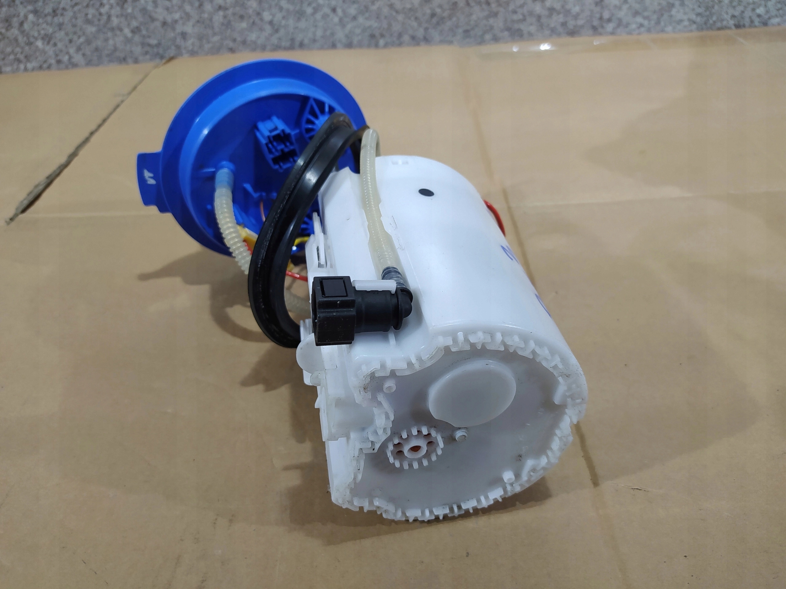 AUDI A3 8V PLAVÁK PALIVOVÉ ČERPADLO