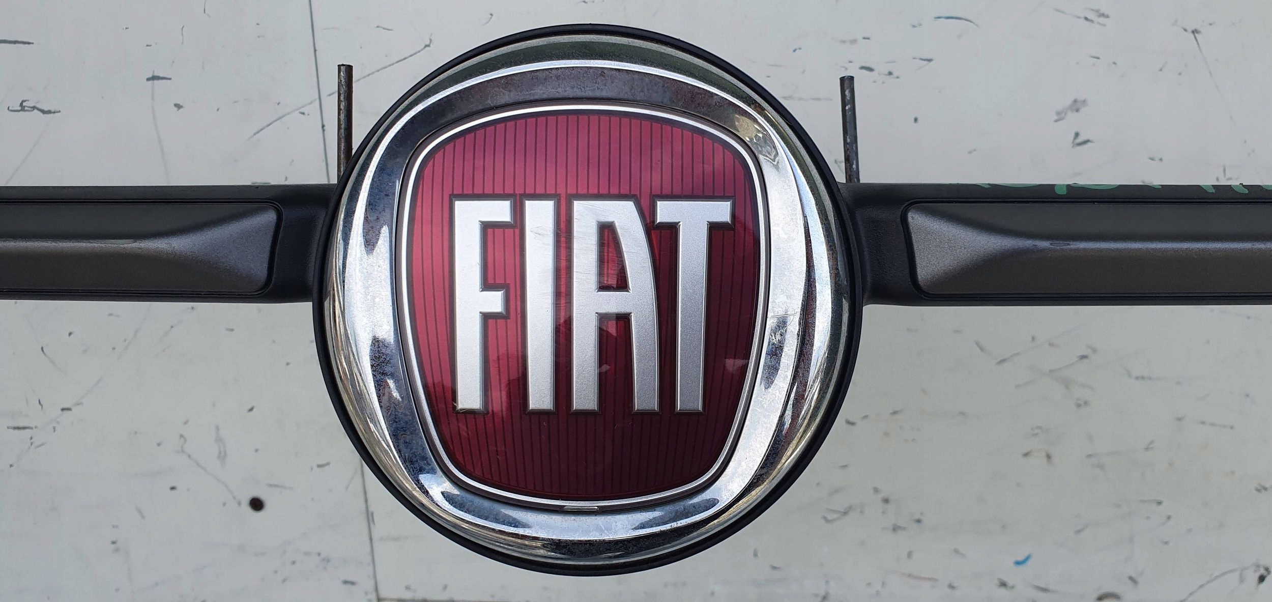 Fiat 500X 735692166 MASKA  MRIEZKA LISTA CHLADIČA