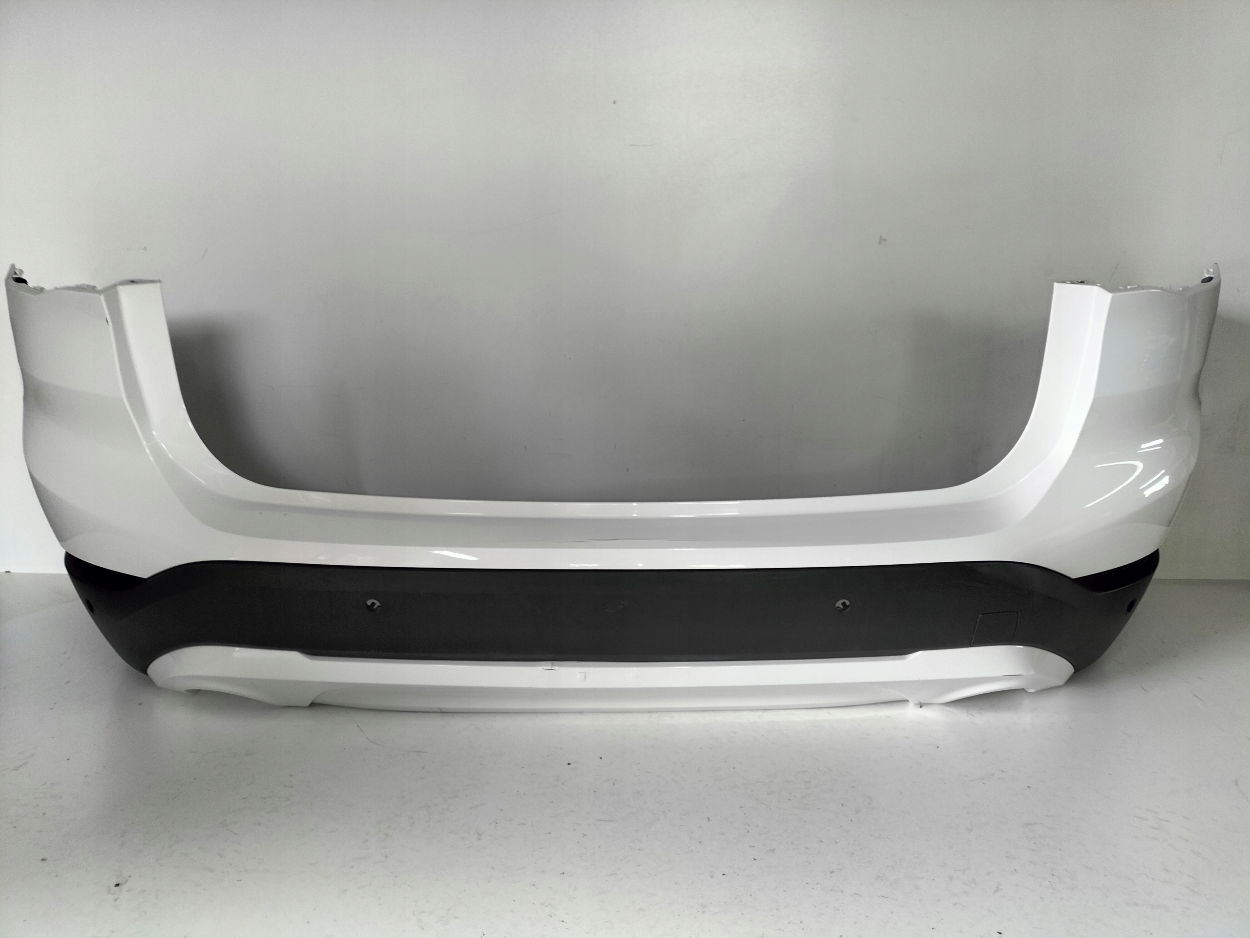 ZADNÝ NÁRAZNÍK BMW X1 F48 15-