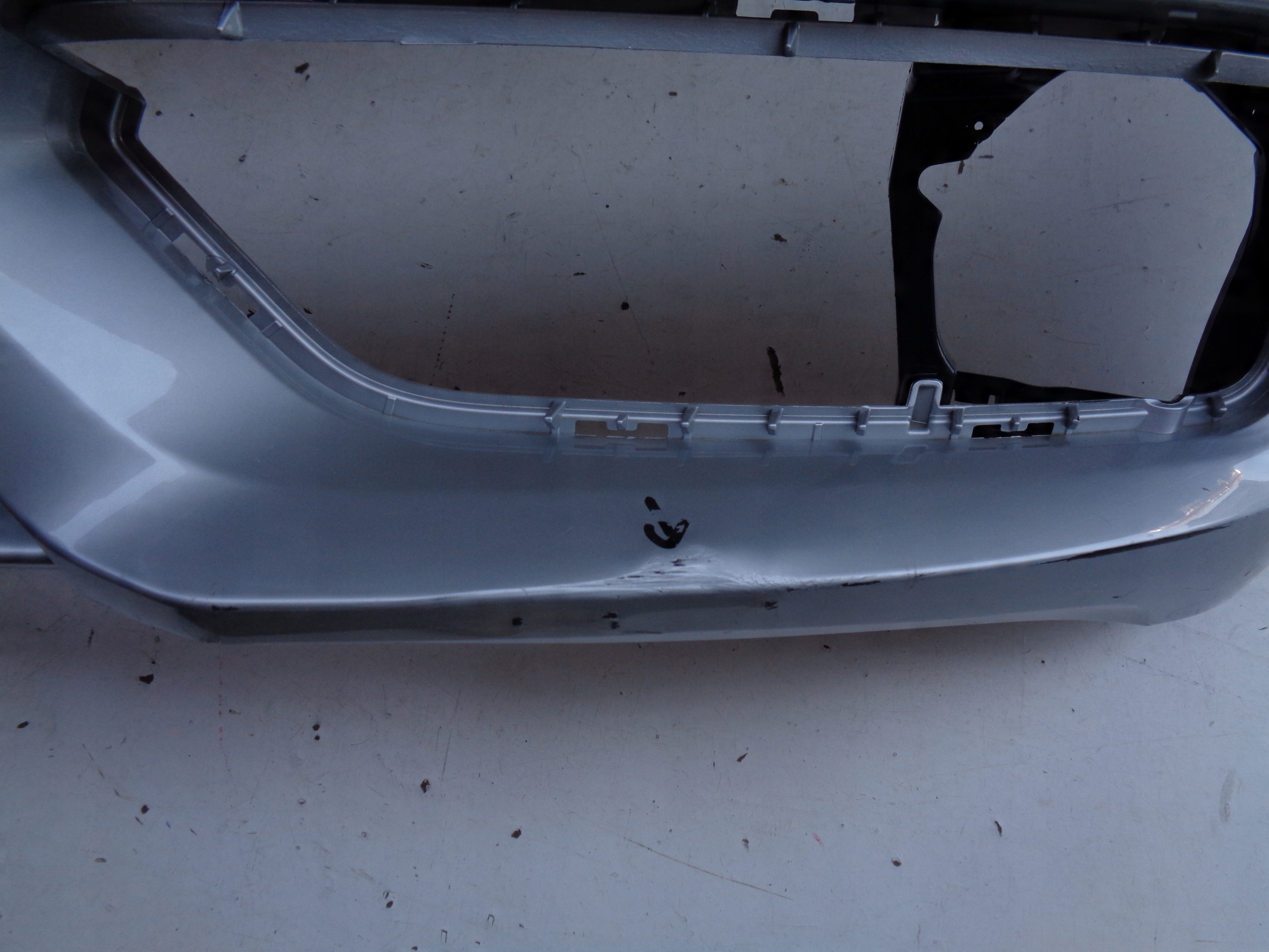 PREDNÝ NÁRAZNÍK BMW 1 F20 F21 14- LIFT NR 25972