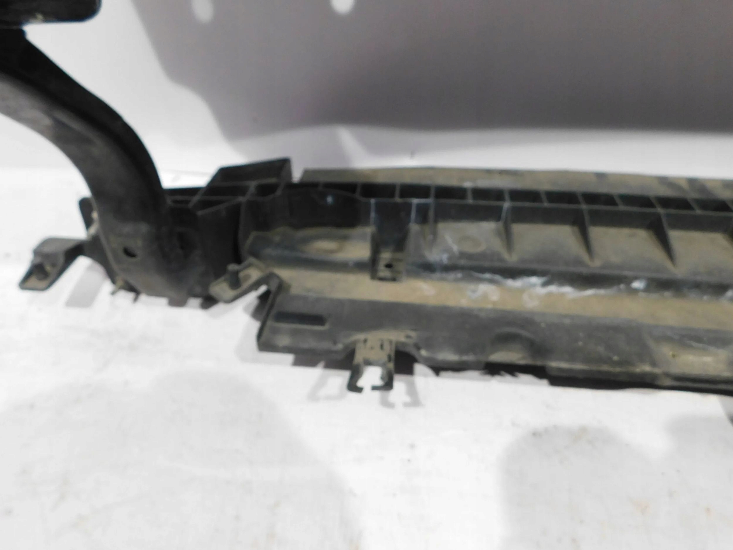 VYSTUHA PREDNEHO NARAZNIKA CITROEN C3 II 09-