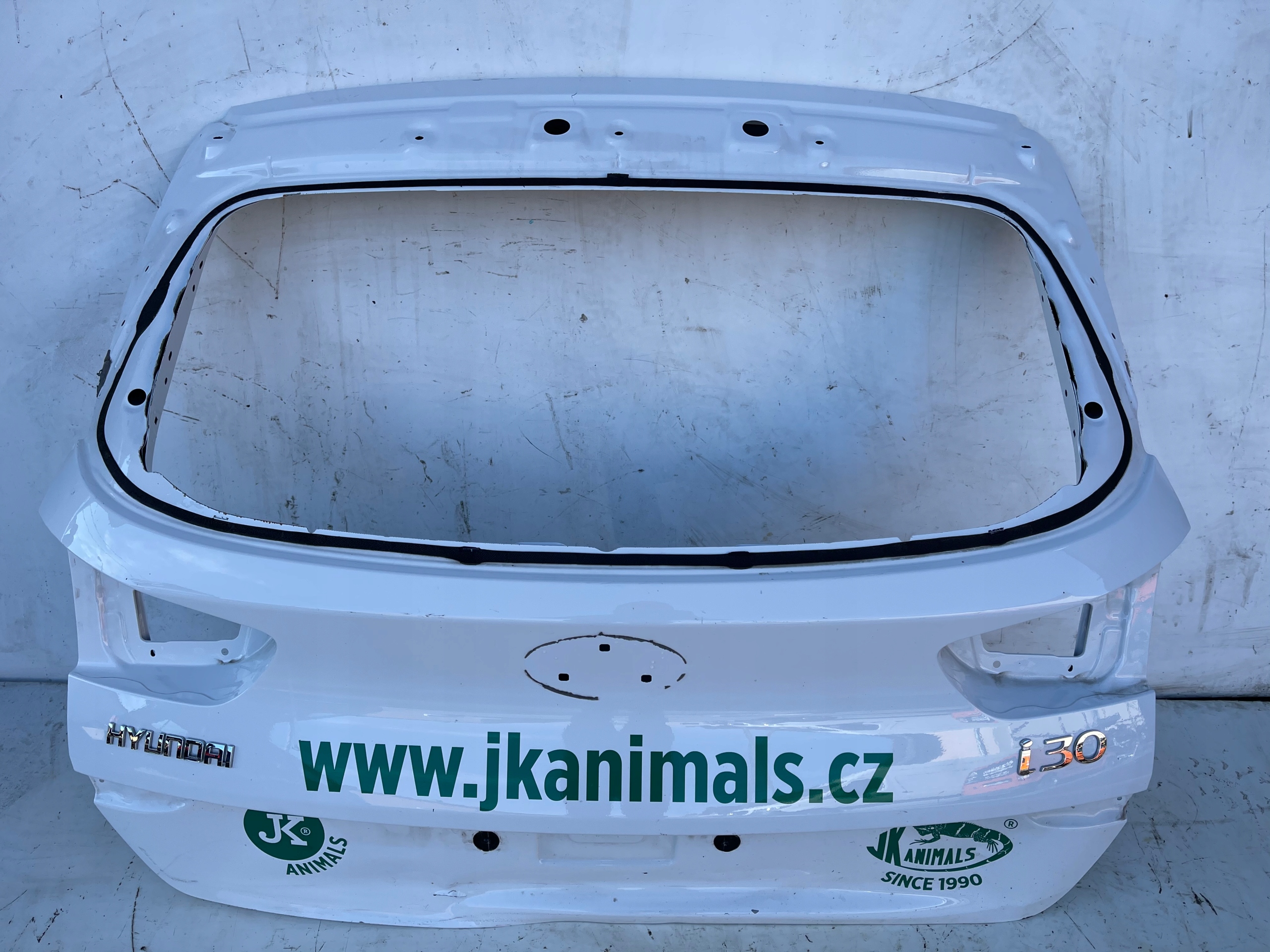 ZADNÁ KAPOTA HYUNDAI I30 KOMBI 17-