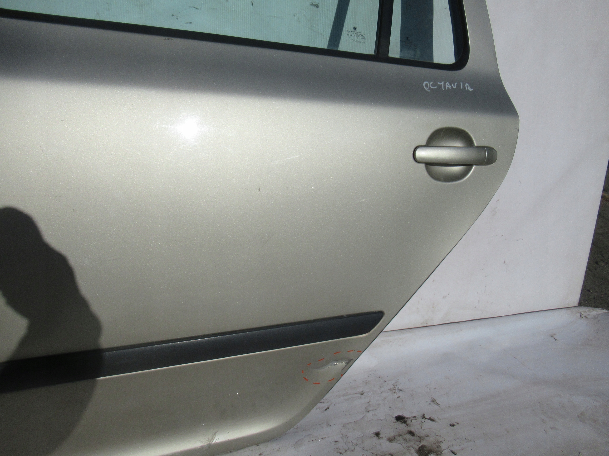 ĽAVÉ ZADNÉ DVERE SKODA OCTAVIA II 2 KOMBI 04-