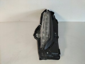 PRAVÁ HMLOVKA LED DRL SVETLO TOYOTA YARIS CROSS 21- PRAVÁ HMLOVKA LED DRL SVETLO TOYOTA YARIS CROSS 21-