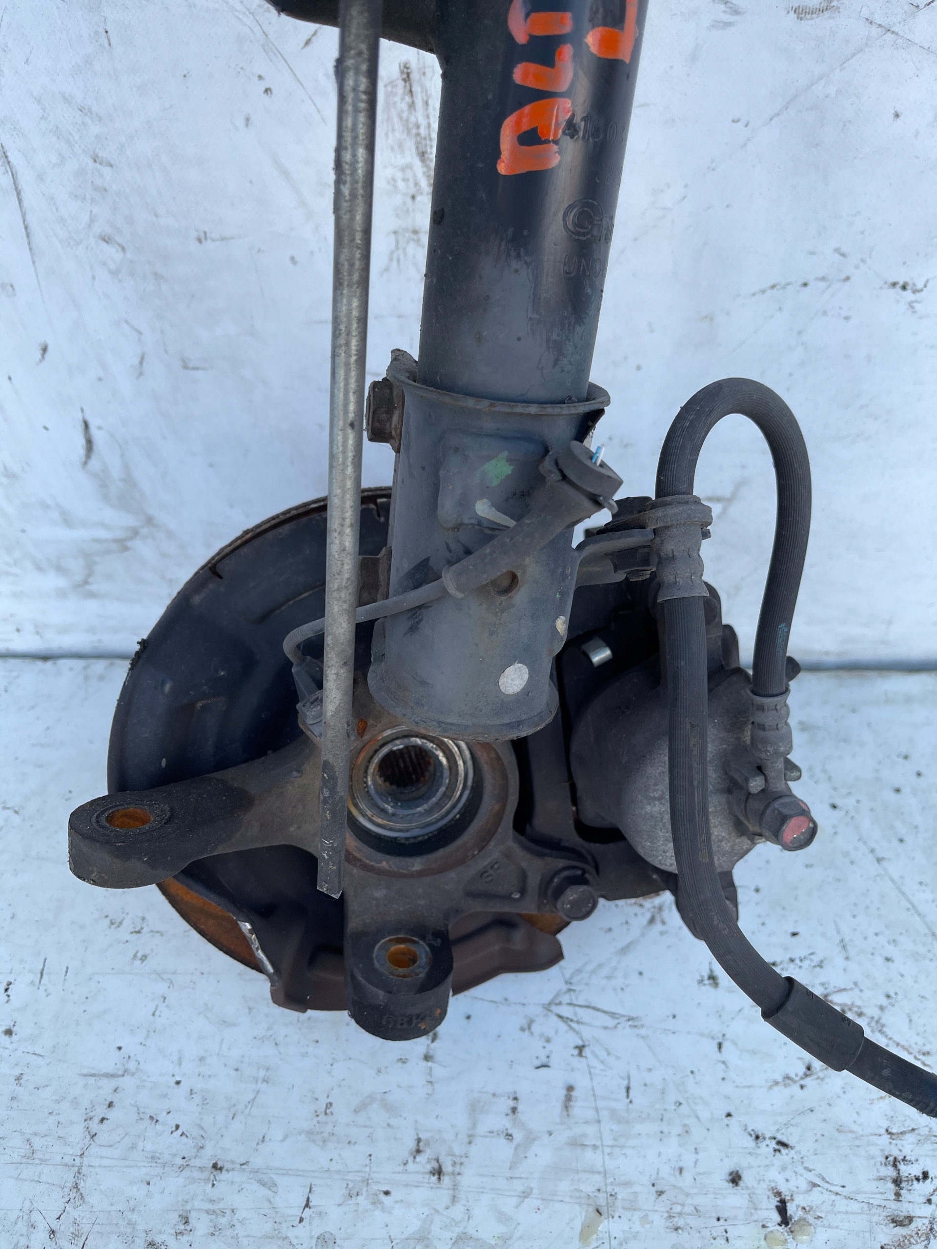 ĽAVÝ OTOČ MCPHERSON SUZUKI ALTO 1.0