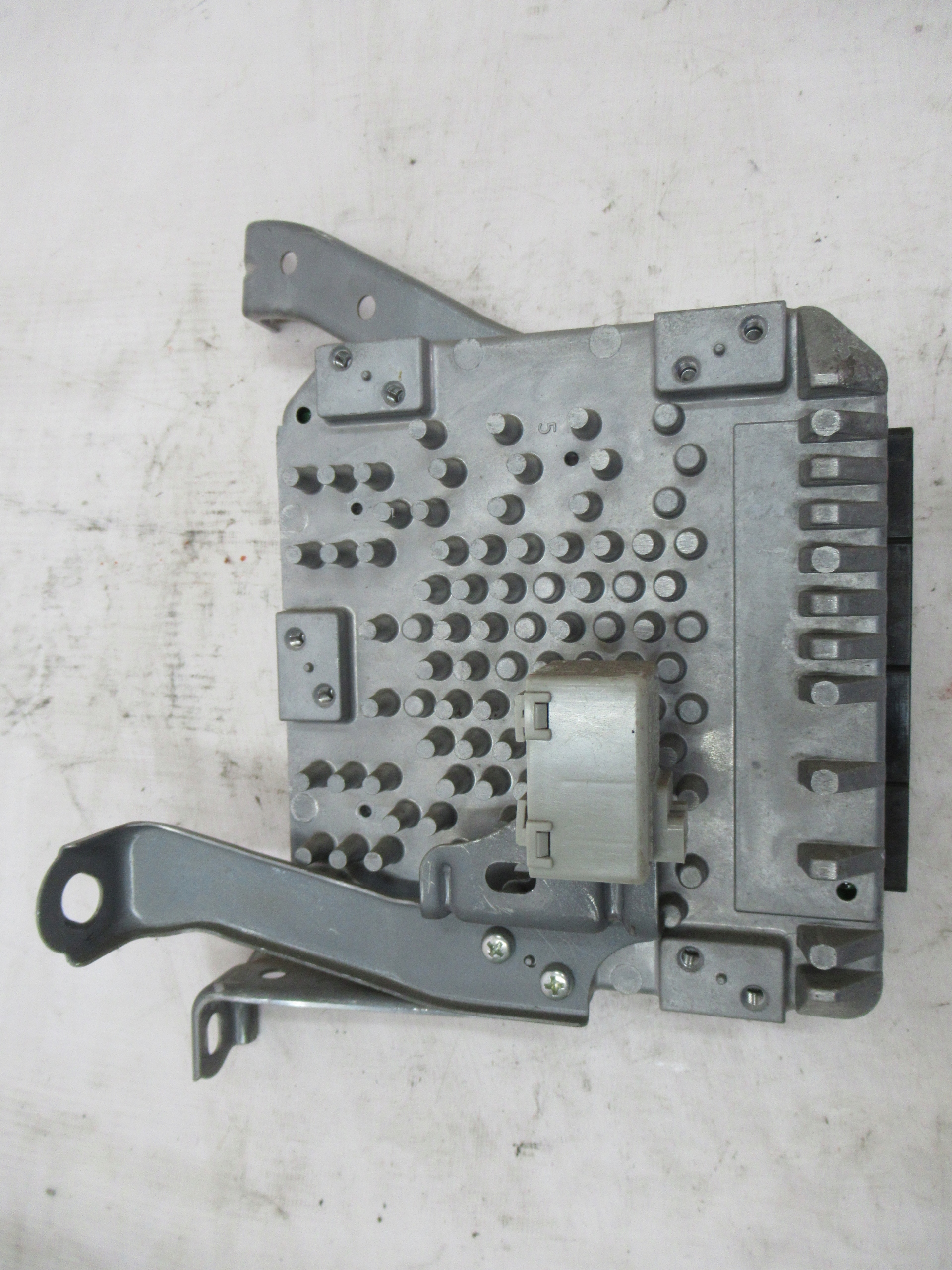 RIADIACA JEDNOTKA TOYOTA PRIUS II 1.5 89540-47100