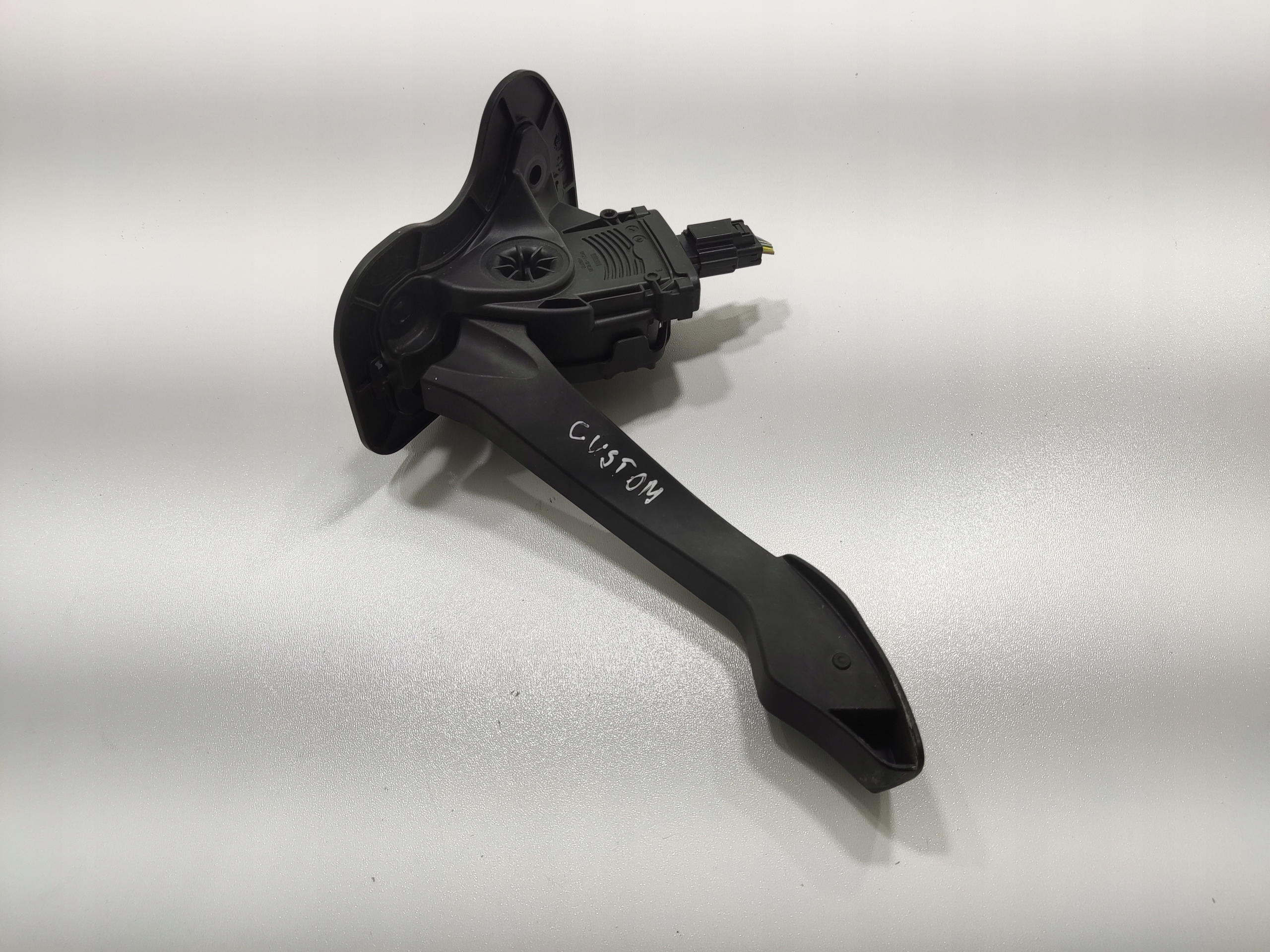 PLYNOVY PEDAL FORD TRANSIT CUSTOM MK1 2017-2023 LIFT BK21-9F836-AE