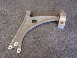 AUDI TT 8J0 LAVE RAMENO 8J0153D AUDI TT 8J0 LAVE RAMENO 8J0153D