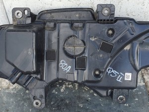 Audi Q5 II 80A131878AQ NADOBKA KVAPALINY AdBlue Audi Q5 II 80A131878AQ NADOBKA KVAPALINY AdBlue