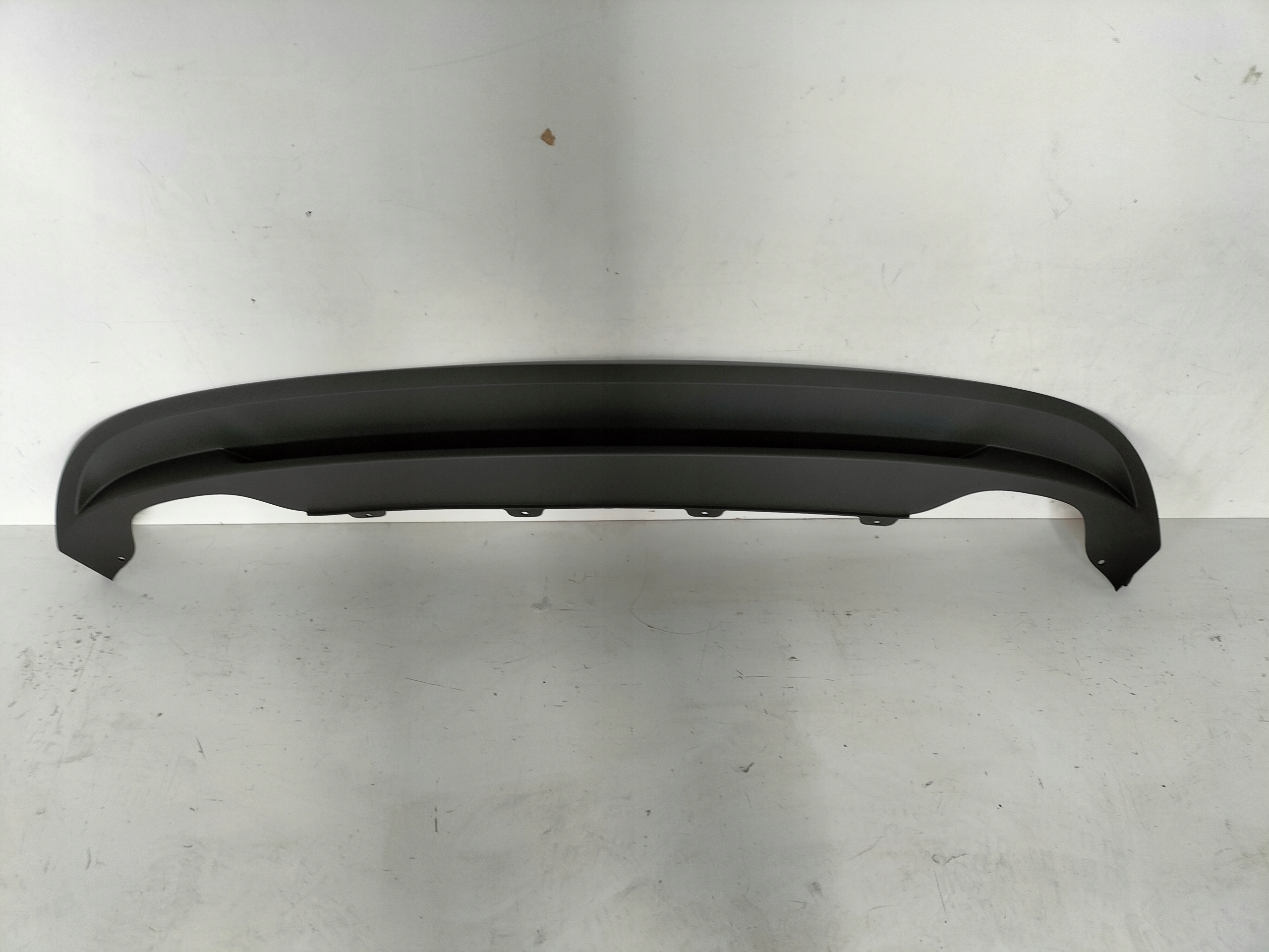 SPOJLER LIŠTA ZADNÉHO NÁRAZNÍKA SKODA OCTAVIA IV 19- KOMBI