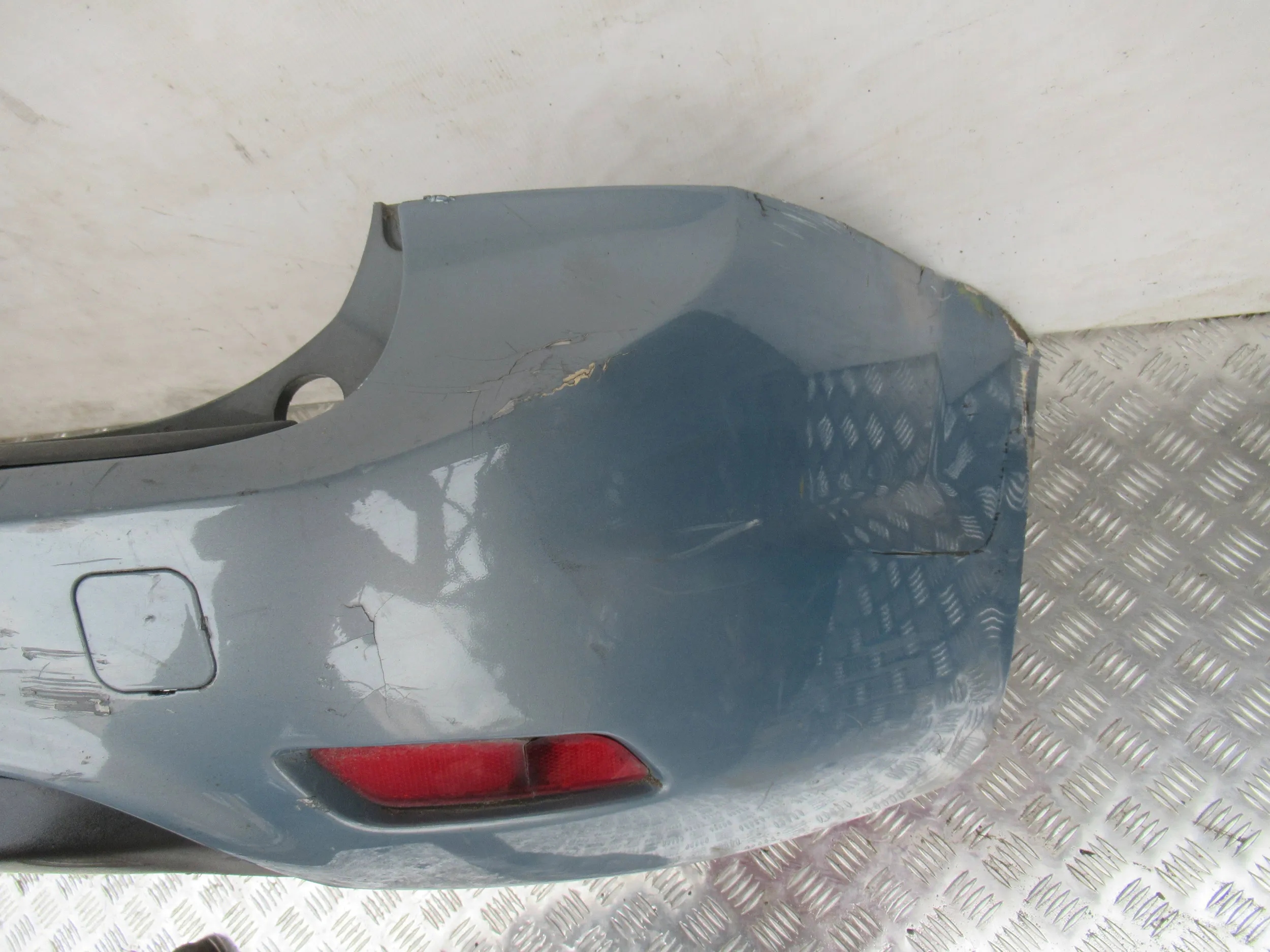 ZADNÝ NÁRAZNÍK FORD FOCUS 2 MK2 KOMBI LIFT 08-