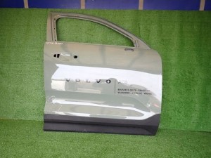 VOLVO XC40 II 17- PRAVE PREDNE DVERE VOLVO XC40 II 17- PRAVE PREDNE DVERE