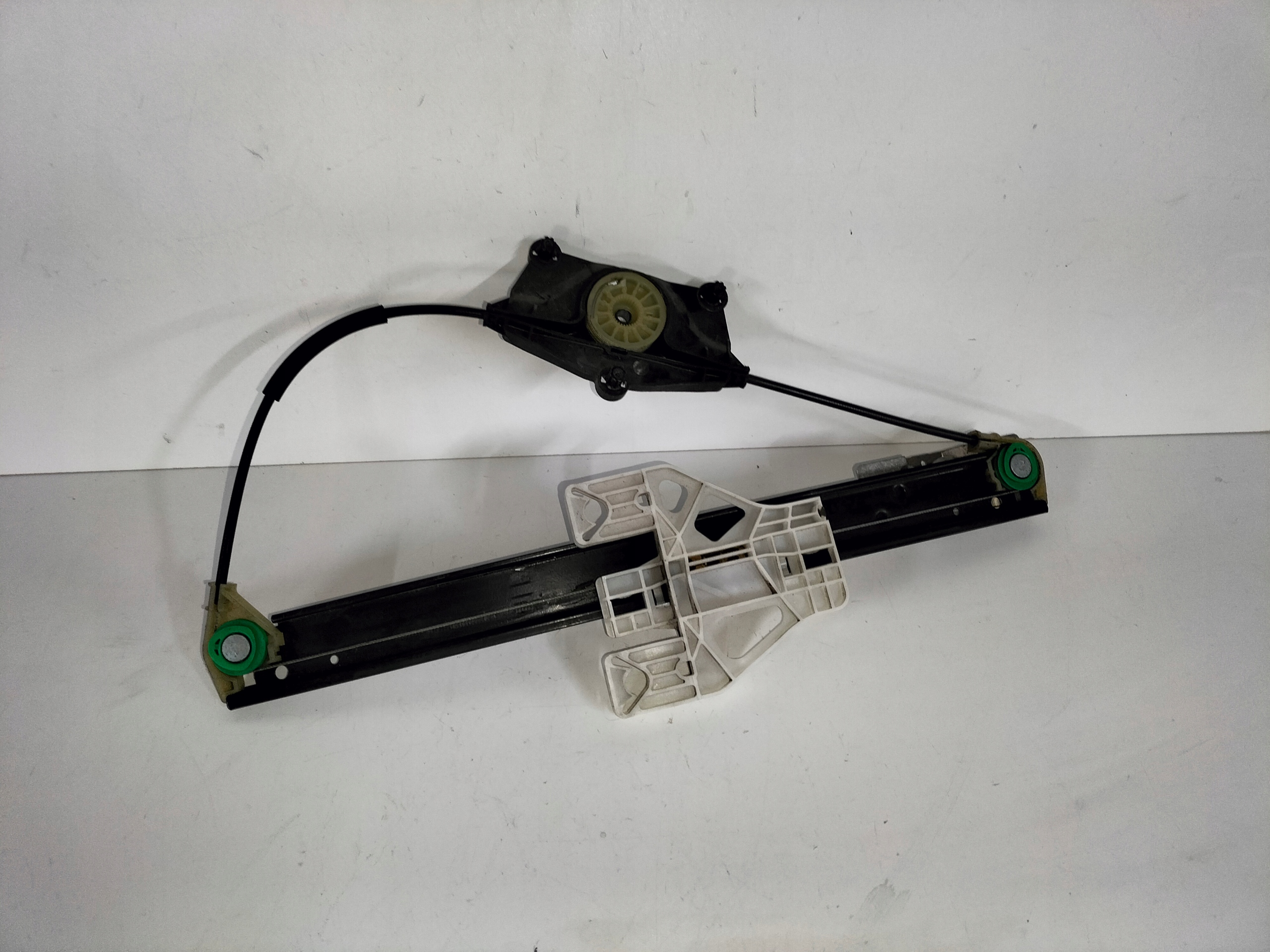 PRAVÉ ZADNÉ SŤAHOVANIE OKNA AUDI A4 B8 07-15 BEZ MOTORČEKA