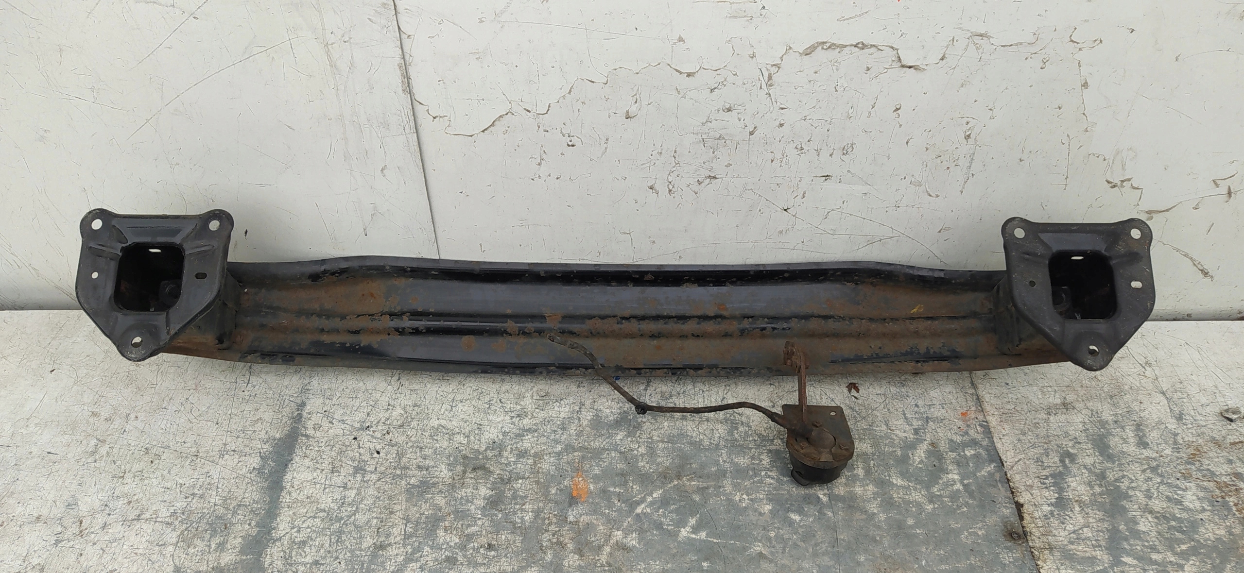 MINI COUNTRYMAN R60 VÝSTUHA ZADNÉHO NÁRAZNÍKA 9806219