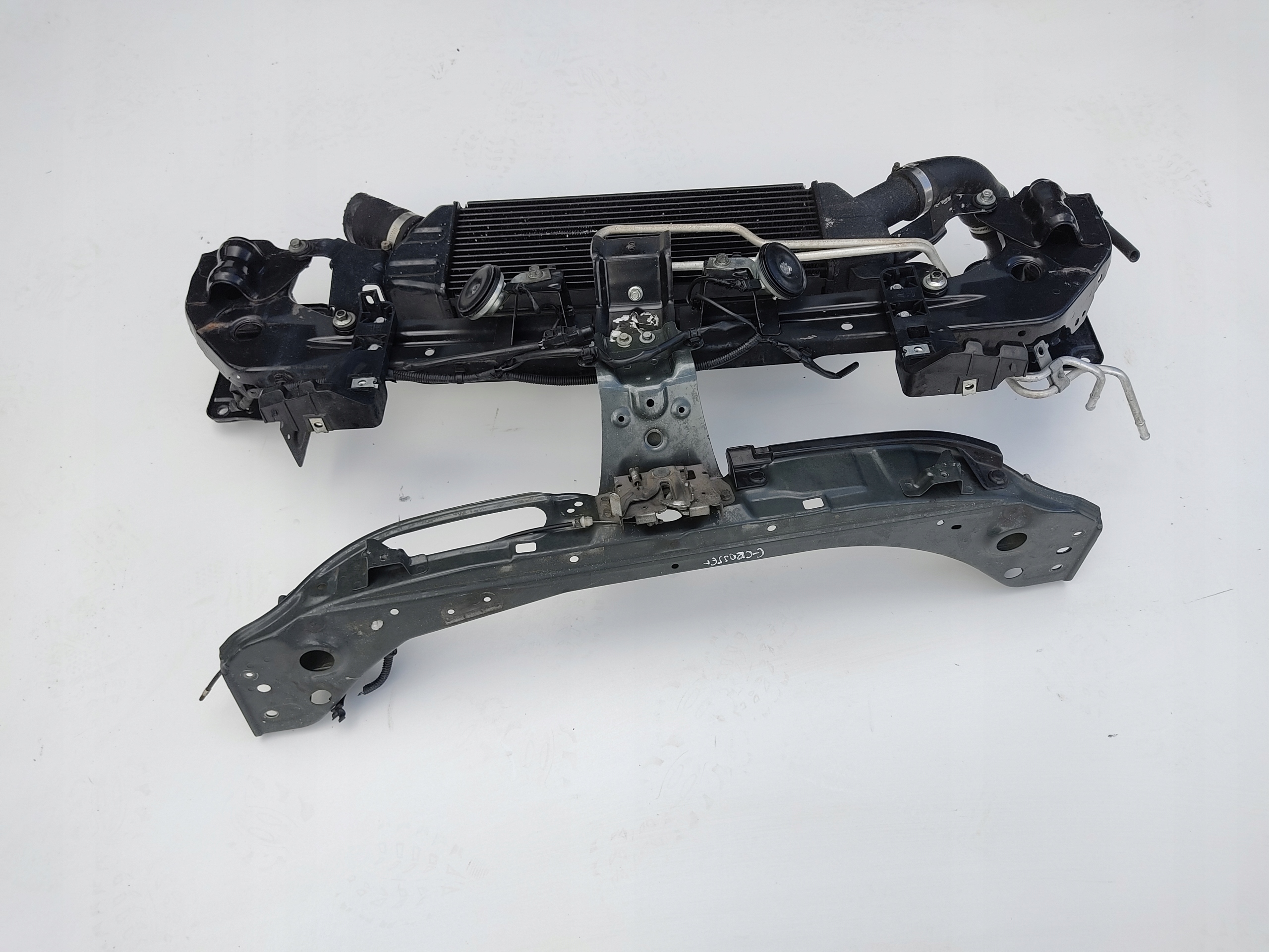 PREDNE CELO VYSTUHA INTERCOOLER C-CROSSER 4007 2.2 HDI 2007-2012