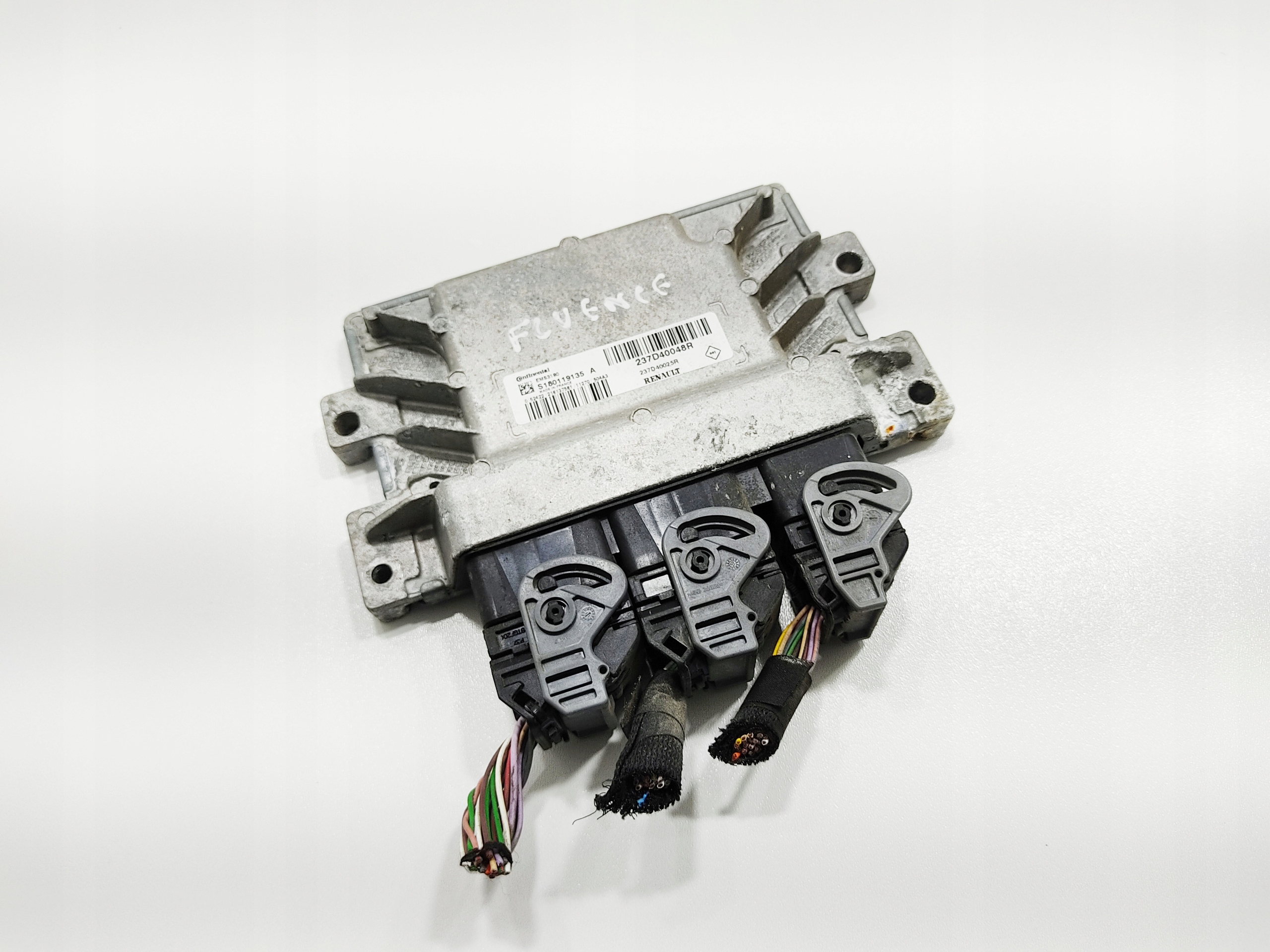 RIADIACA JEDNOTKA RENAULT FLUENCE ZE 237D40048R 2009-2012