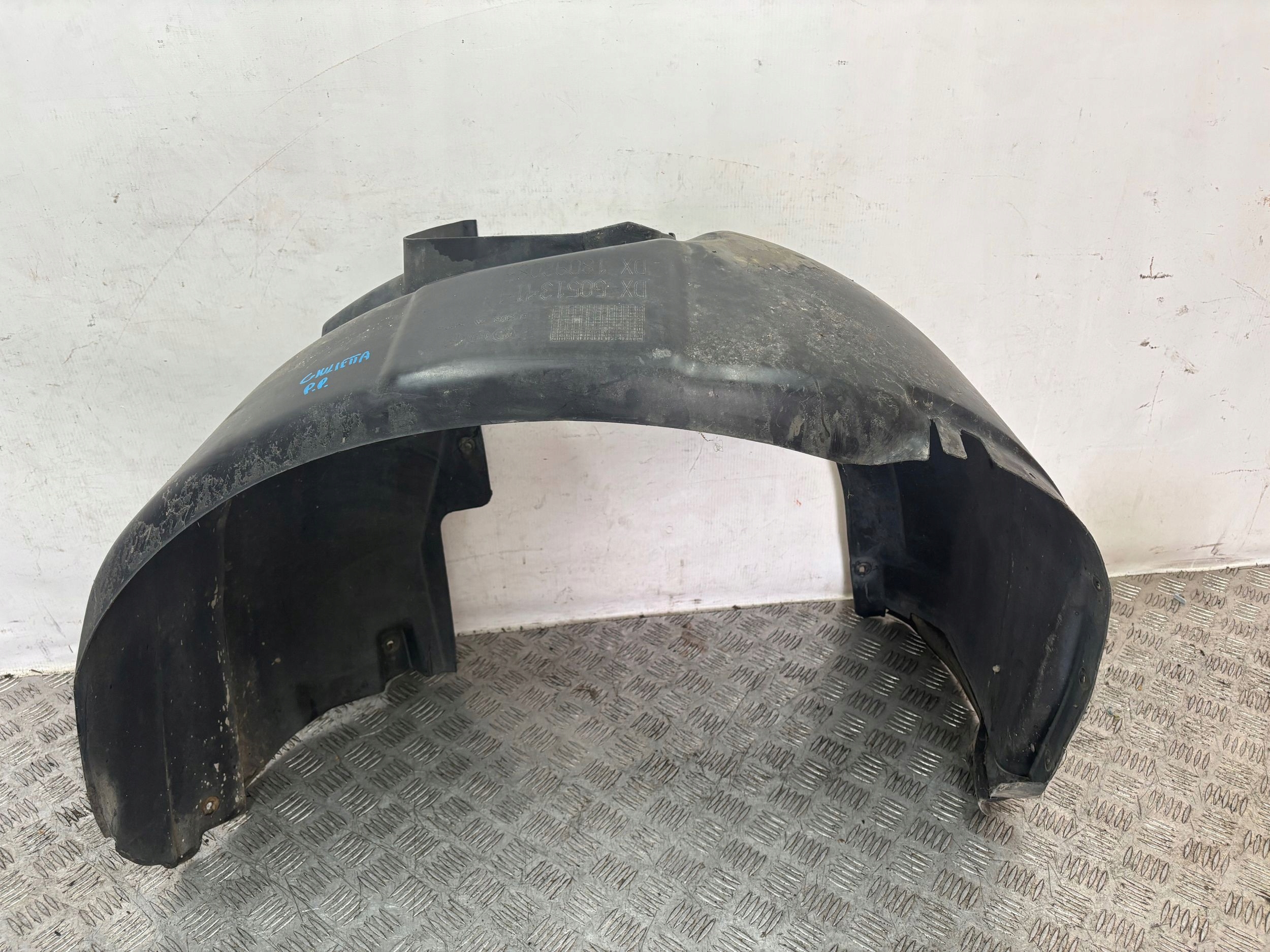 PRAVÝ PREDNÝ PODBLATNÍK ALFA ROMEO GIULIETTA