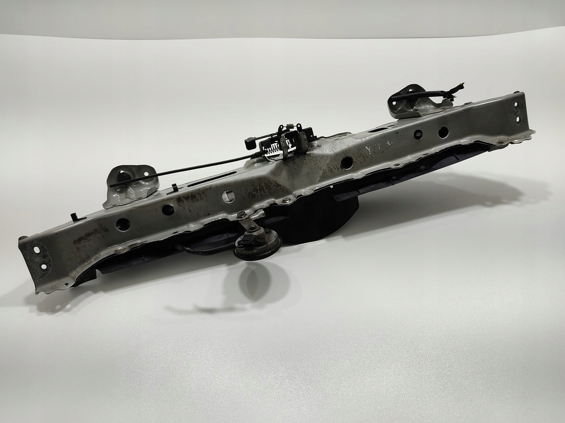 PREDNÉ ČELO VÝSTUHA TOYOTA YARIS II 52617-52020 06-