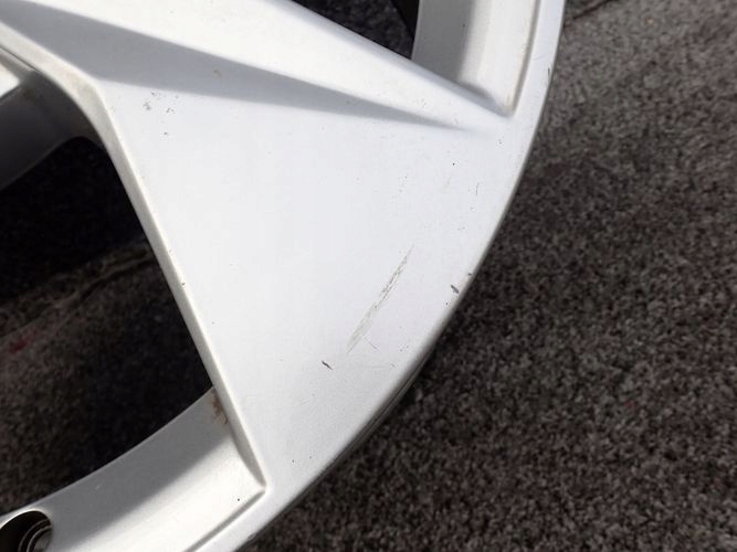 AUDI A3 8Y 8Jx17 ET46 5×112 HLINIKOVY DISK ELEKTRON